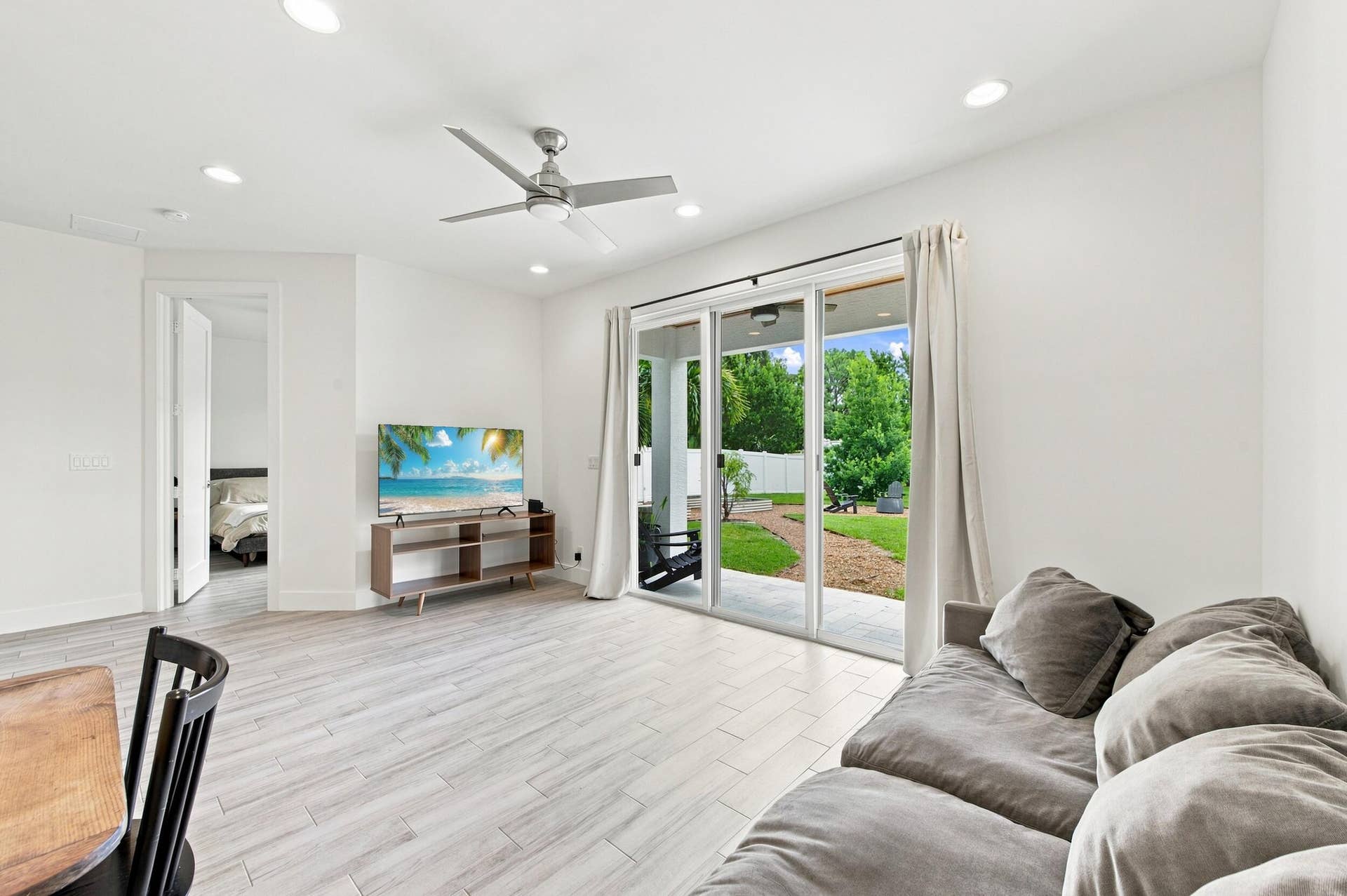 18302 Limestone Creek Road, Jupiter, FL 33458 Enjoy views of the tropical private backyard oasis from the kitchen