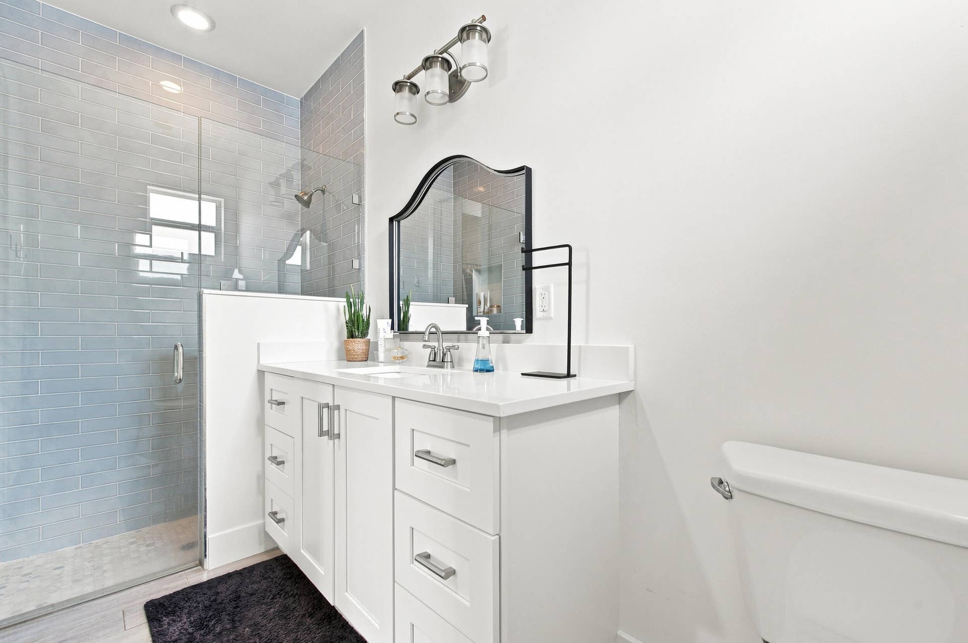 18302 Limestone Creek Road, Jupiter, FL 33458 Main bedroom en suite