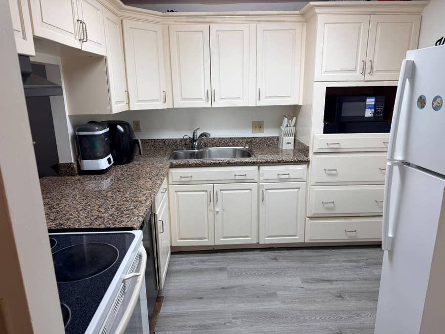 Property photo for 480 EXECUTIVE CENTER Drive, #3H, West Palm Beach, FL