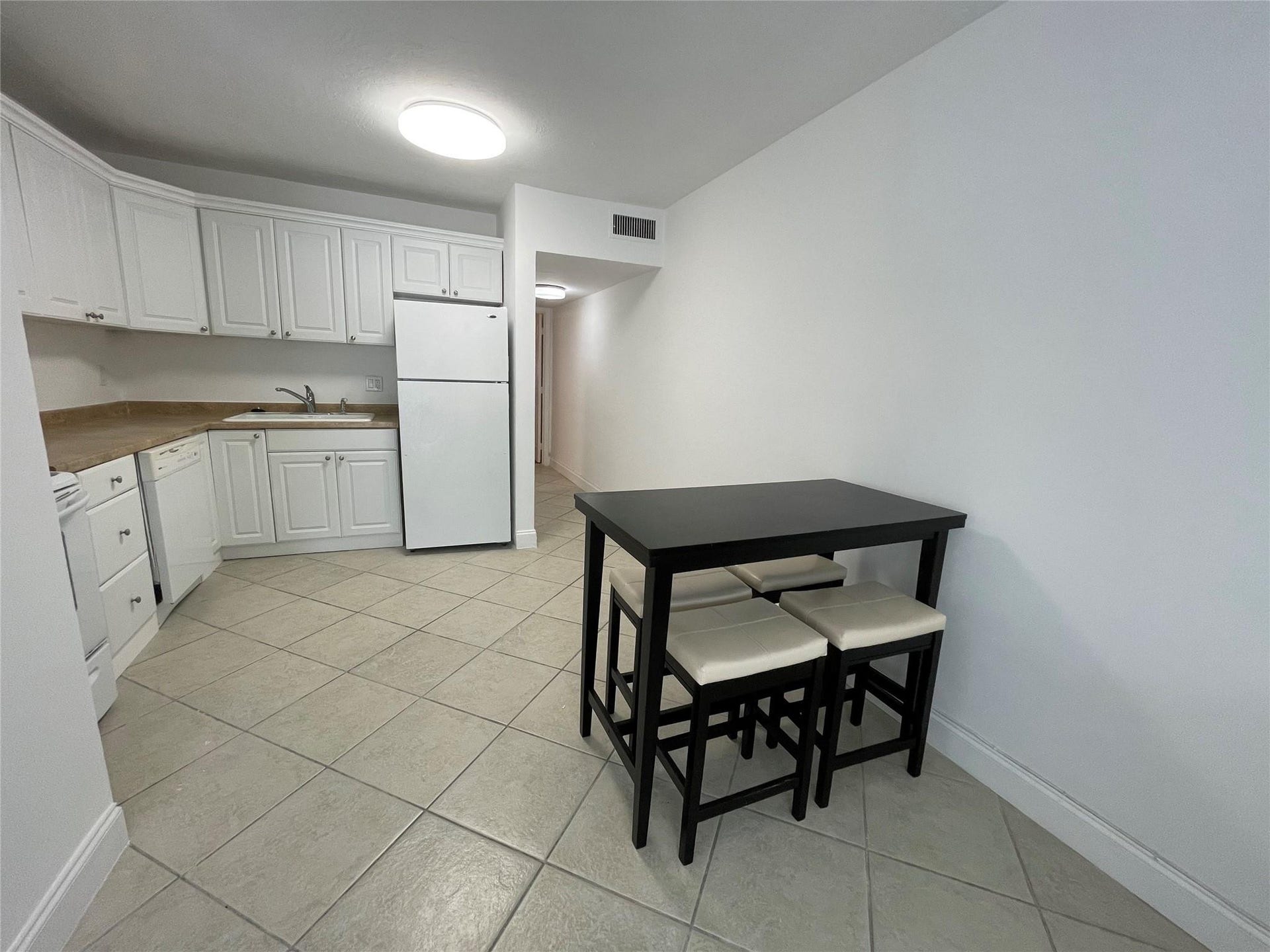 530 S FEDERAL Highway, #5, Fort Lauderdale, Fort Lauderdale, FL 33301 Photo 3