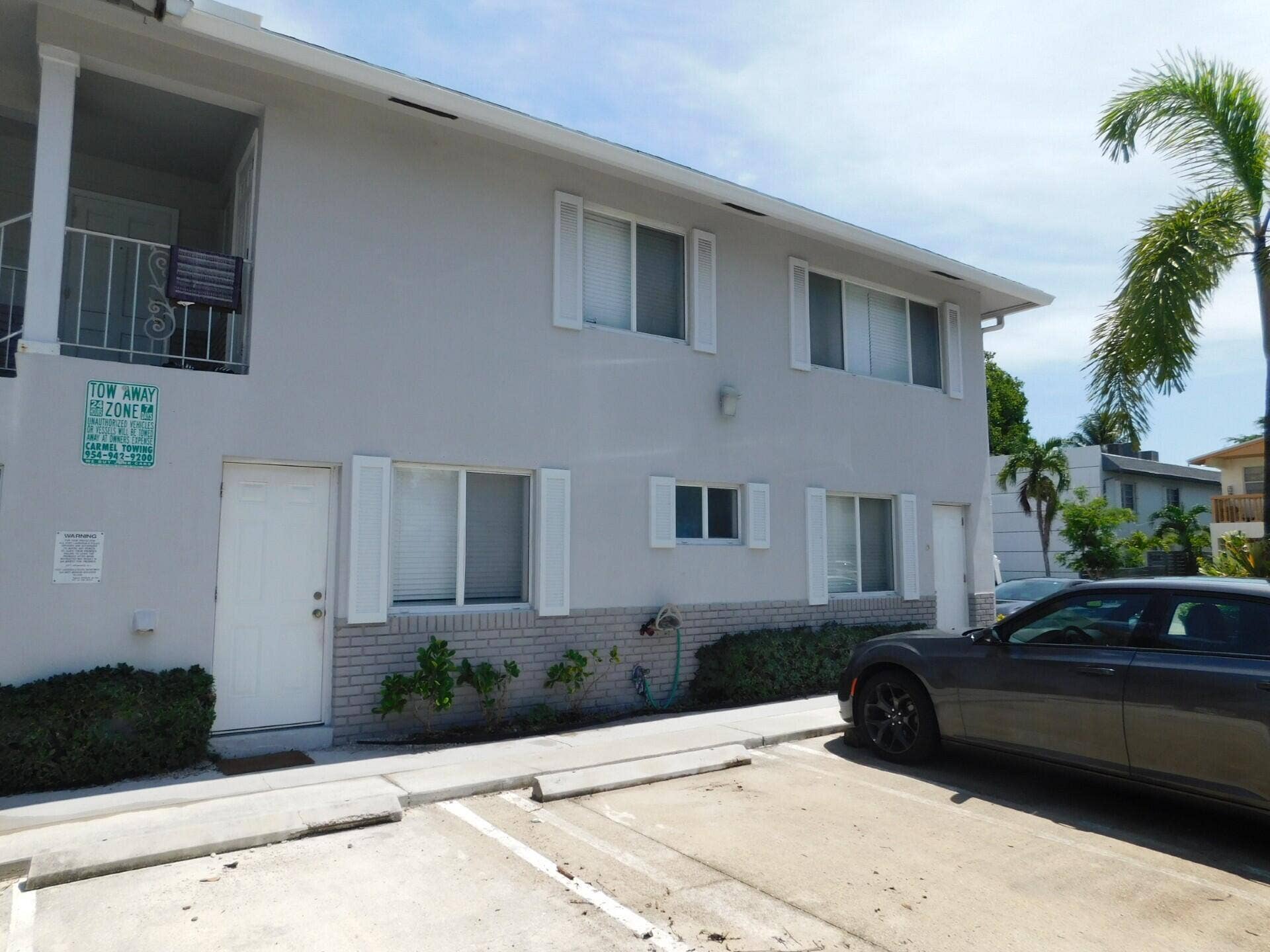 825 NE 6th Street, #3, Fort Lauderdale, FL 33304 Exterior Front