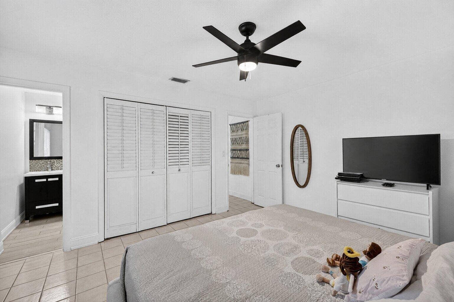 4031 NE 15TH Avenue, Oakland Park, FL 33334 19