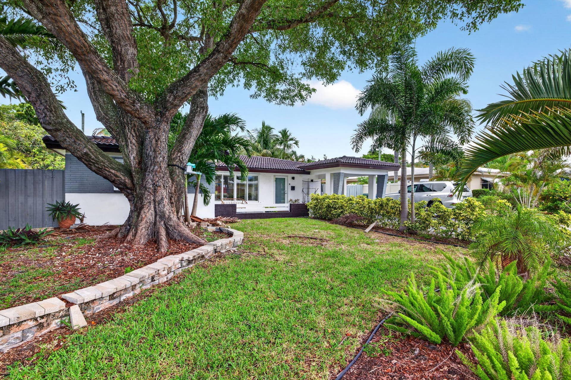4031 NE 15TH Avenue, Oakland Park, FL 33334 1-web-or-mls-699A1967