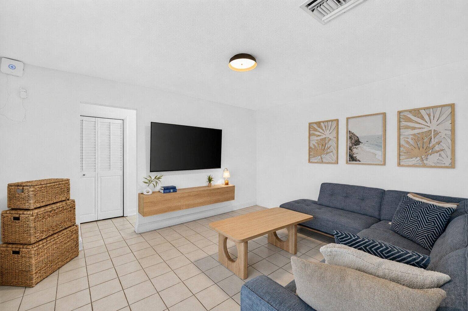 4031 NE 15TH Avenue, Oakland Park, FL 33334 5