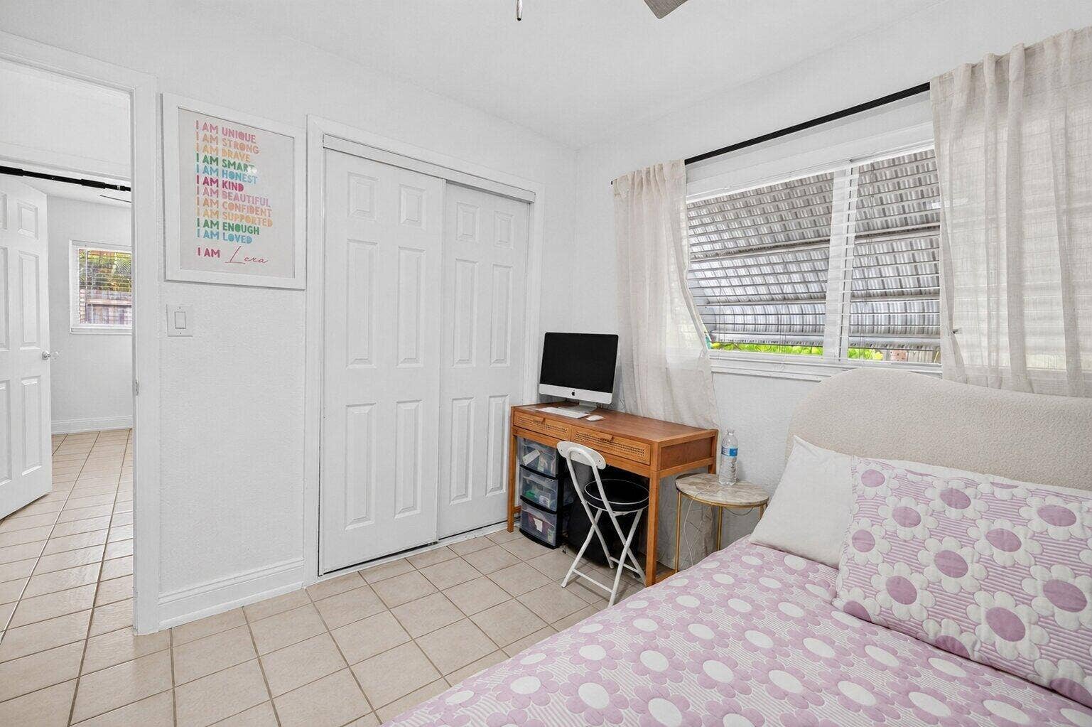 4031 NE 15TH Avenue, Oakland Park, FL 33334 24