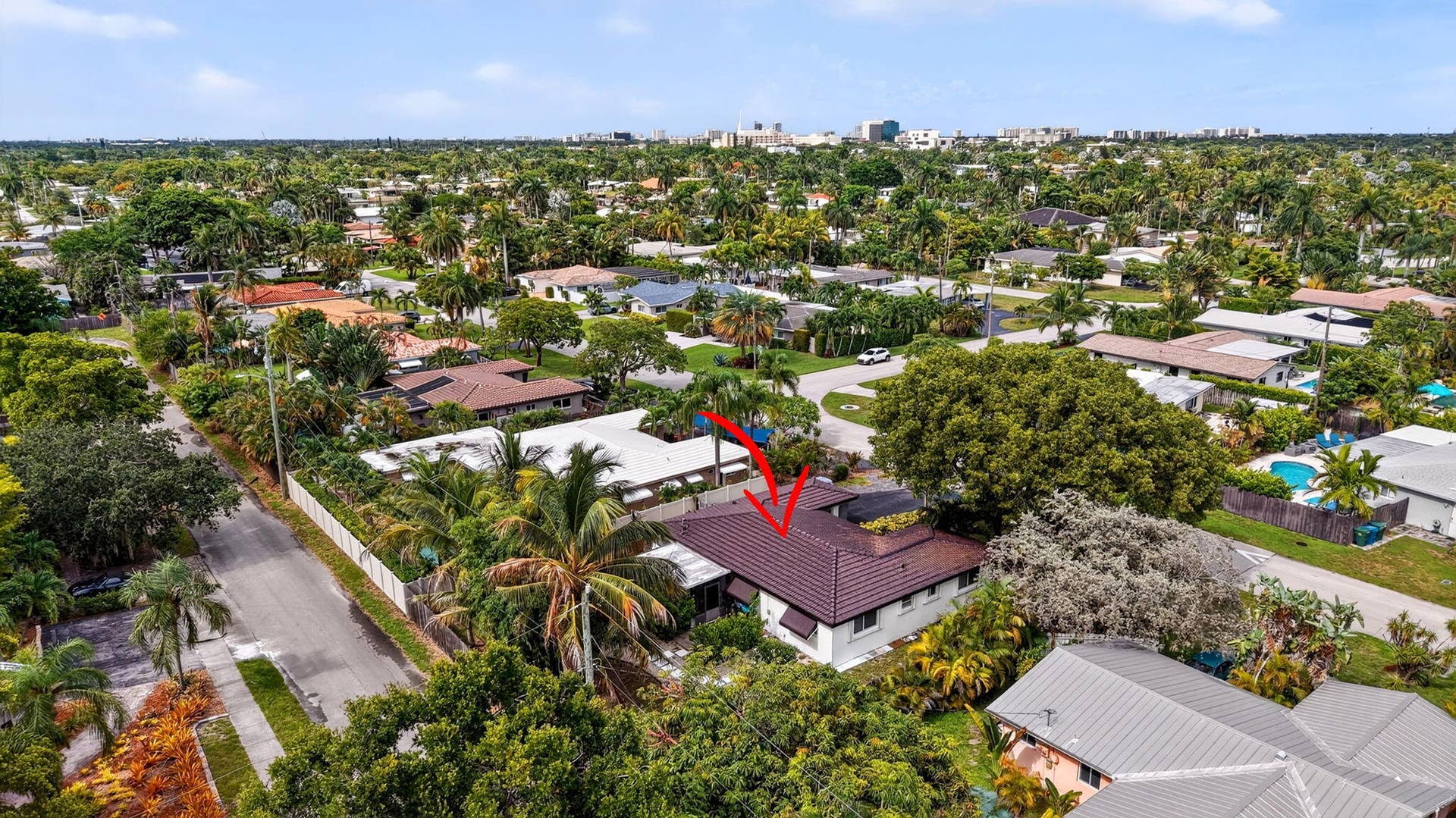 4031 NE 15TH Avenue, Oakland Park, FL 33334 51-web-or-mls-DJI_20260728162124_0537_D