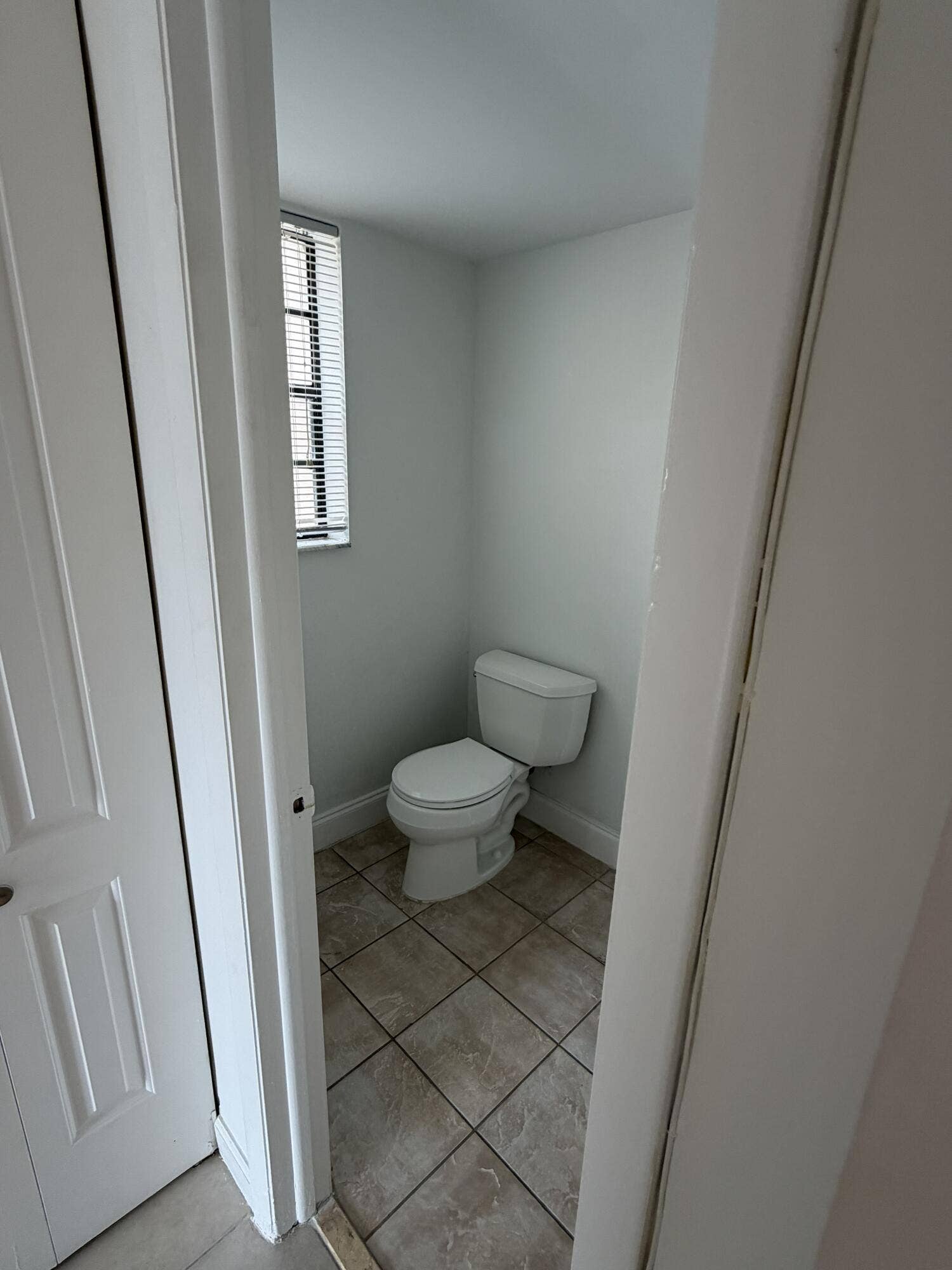 3590 BLUE LAKE Drive, #405, Pompano Beach, Pompano Beach, FL 33064 IMG_0860
