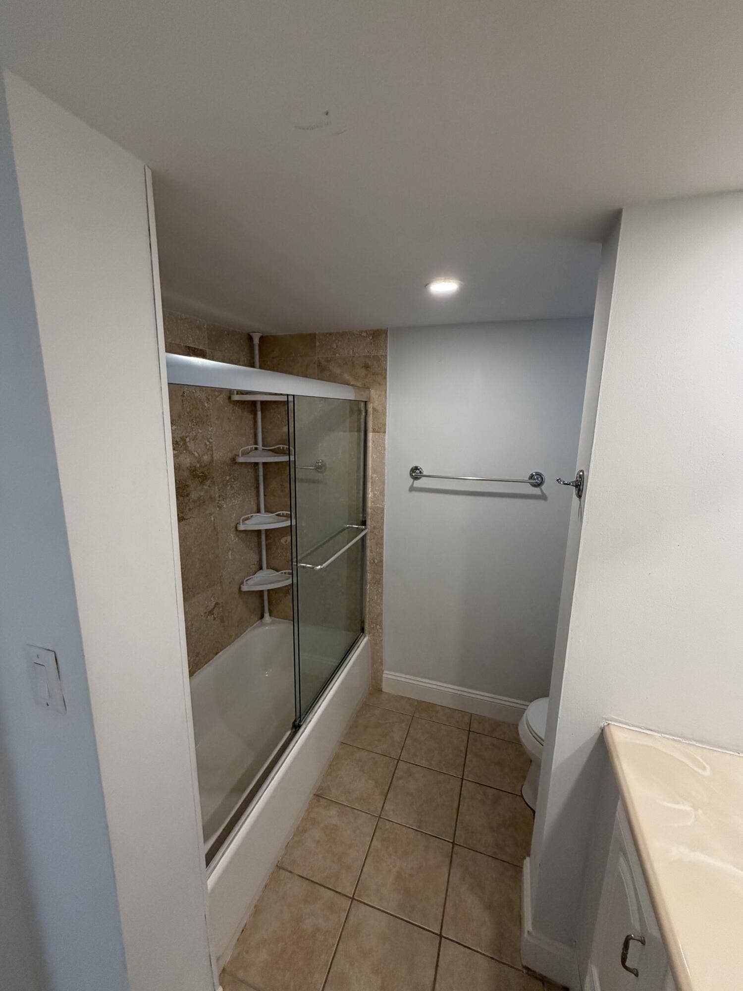 3590 BLUE LAKE Drive, #405, Pompano Beach, Pompano Beach, FL 33064 IMG_0853