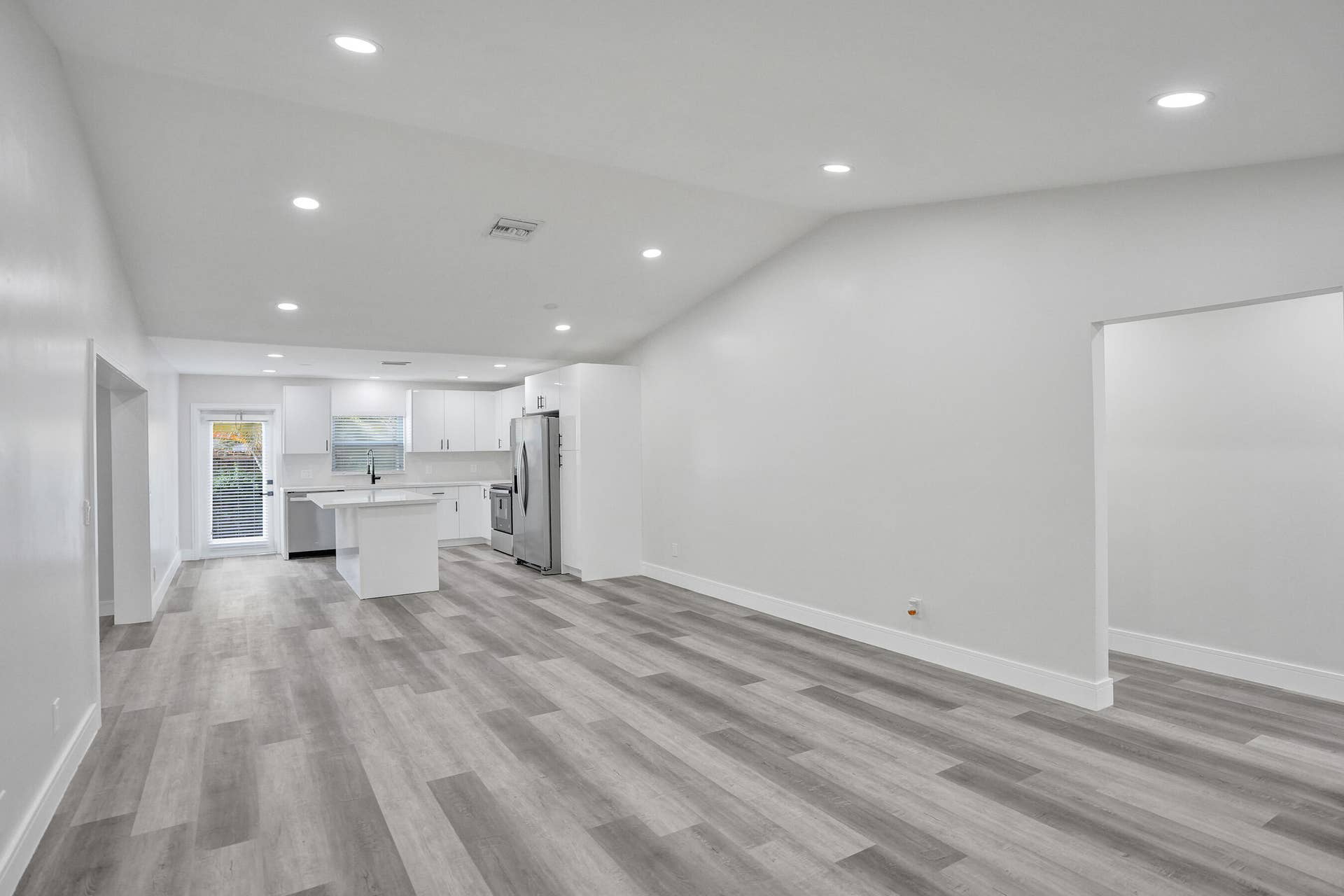 904 NW 51ST Street, Deerfield Beach, FL 33064 DSC00906