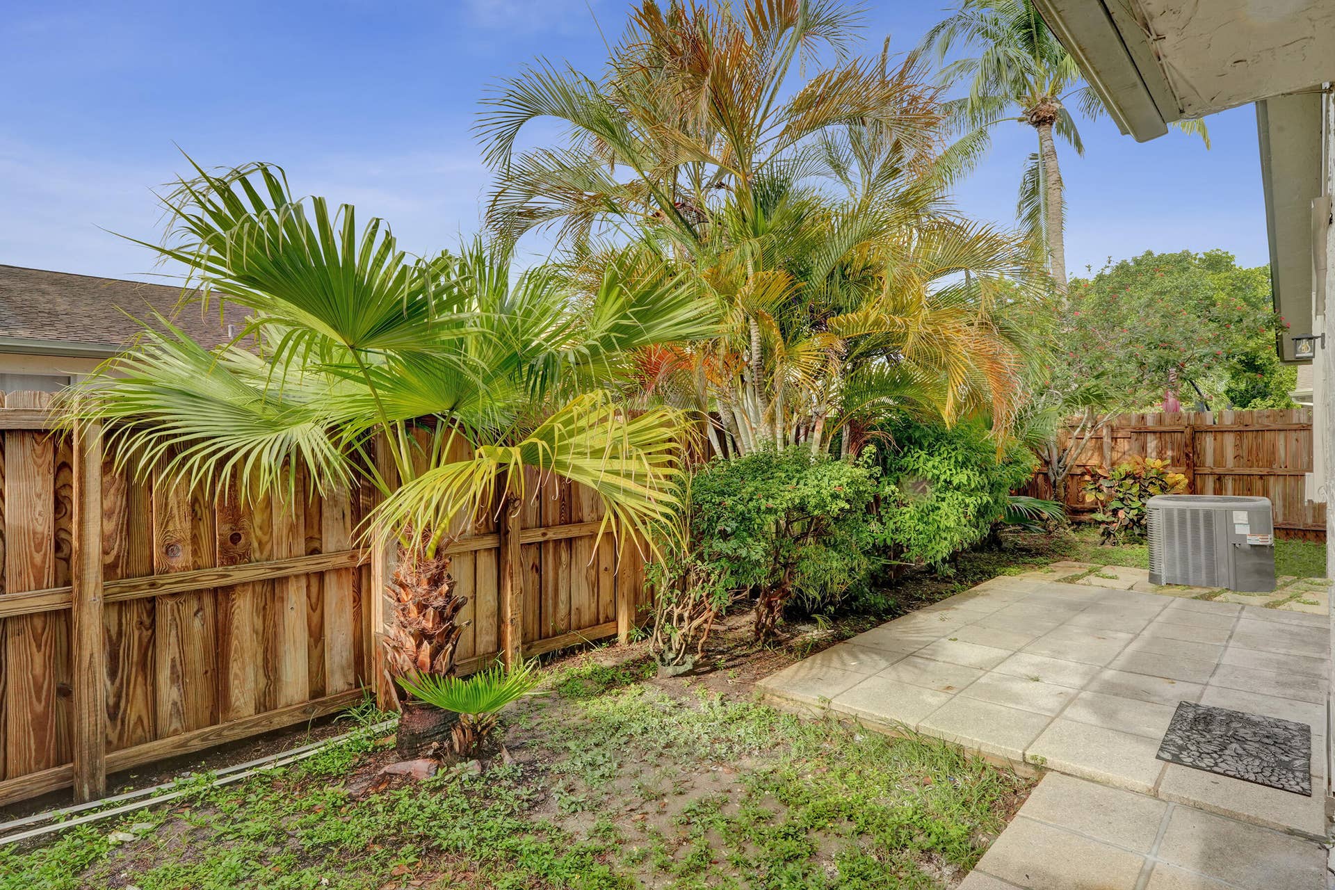 904 NW 51ST Street, Deerfield Beach, FL 33064 DSC01014