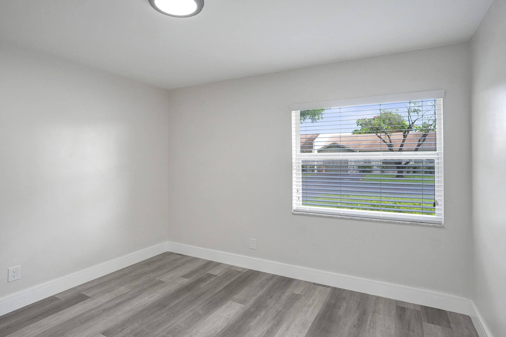 904 NW 51ST Street, Deerfield Beach, FL 33064 DSC00999