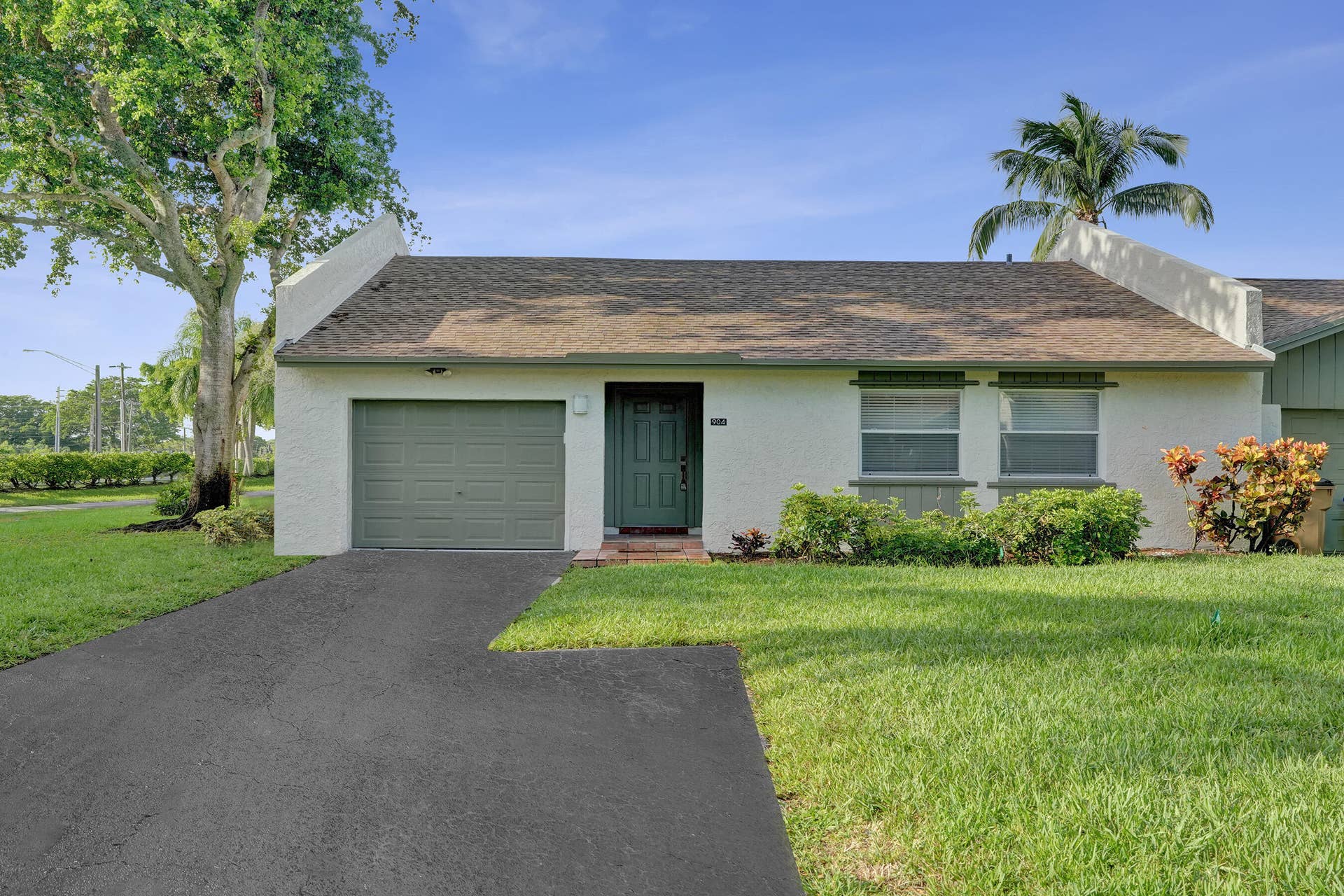 904 NW 51ST Street, Deerfield Beach, FL 33064 DSC00894