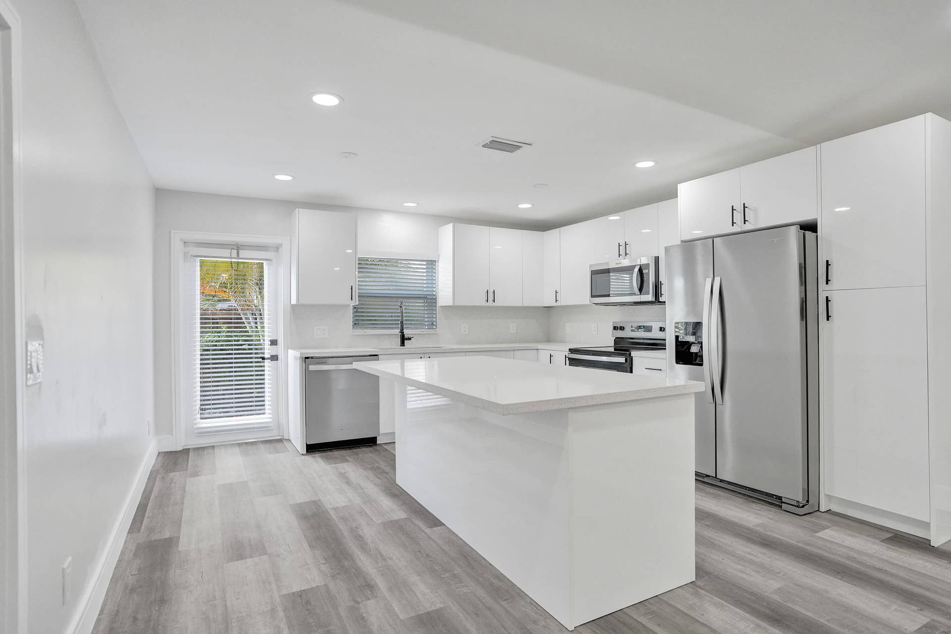 904 NW 51ST Street, Deerfield Beach, FL 33064 DSC00954