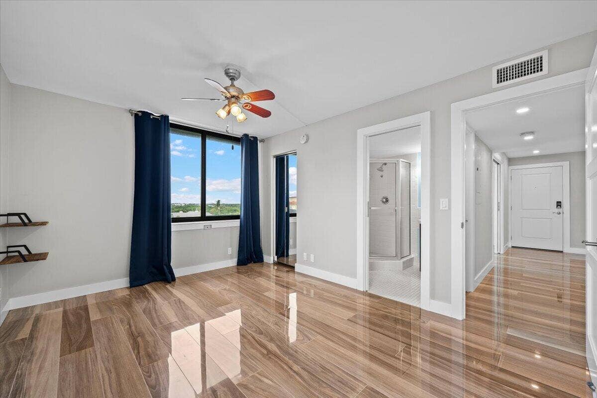 911 Ocean Drive, #601, Juno Beach, FL 33408 11-LUX_2151