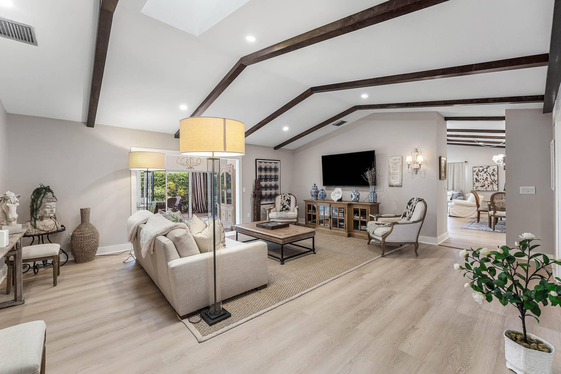 3155 NW 14th Street, Delray Beach, FL 33445 Living Room