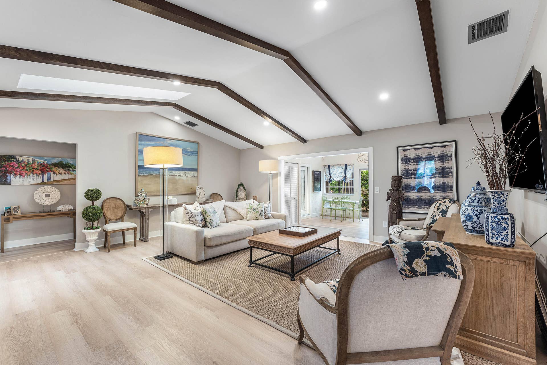 3155 NW 14th Street, Delray Beach, FL 33445 Living Room