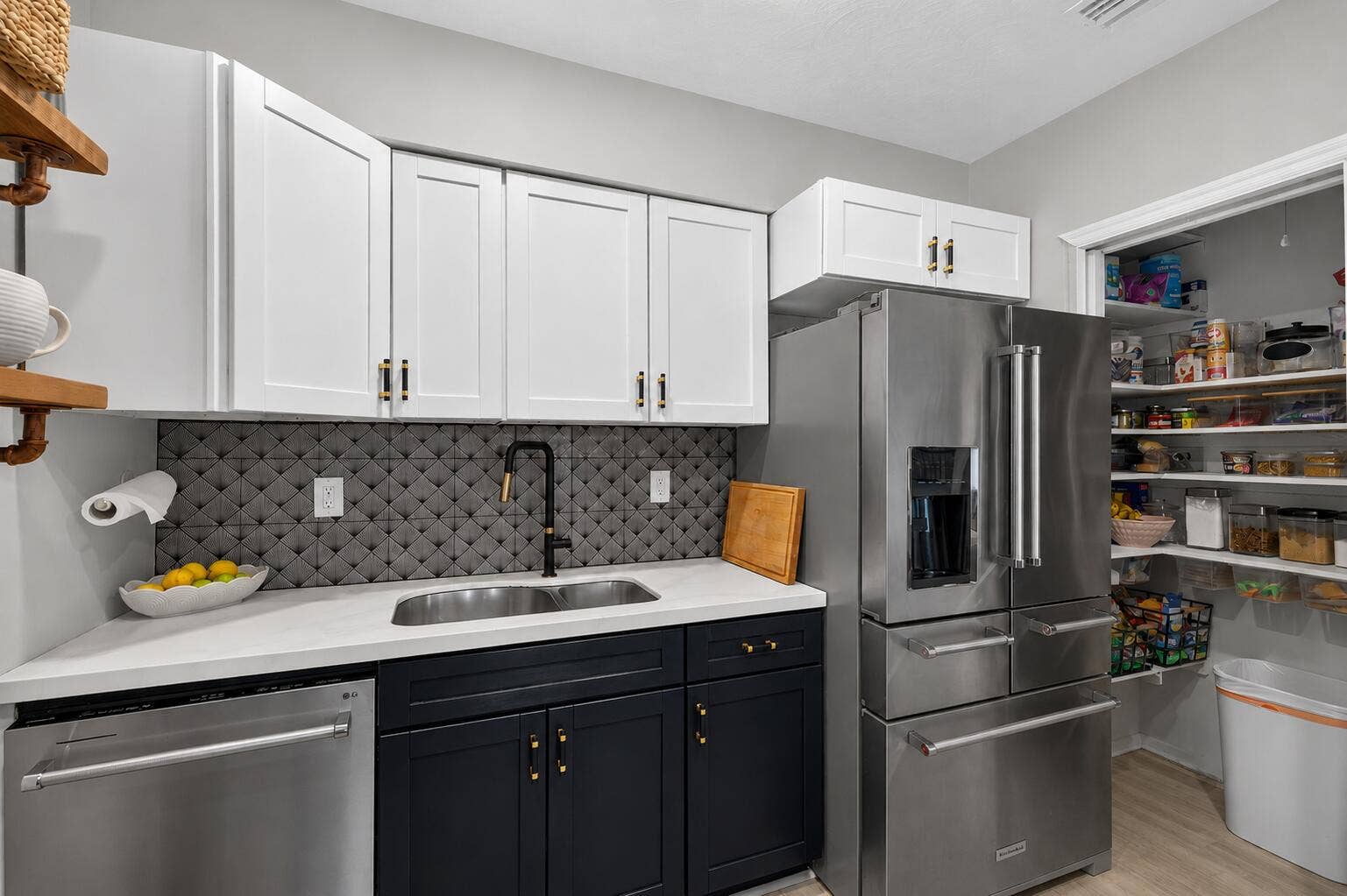Kitchen 3