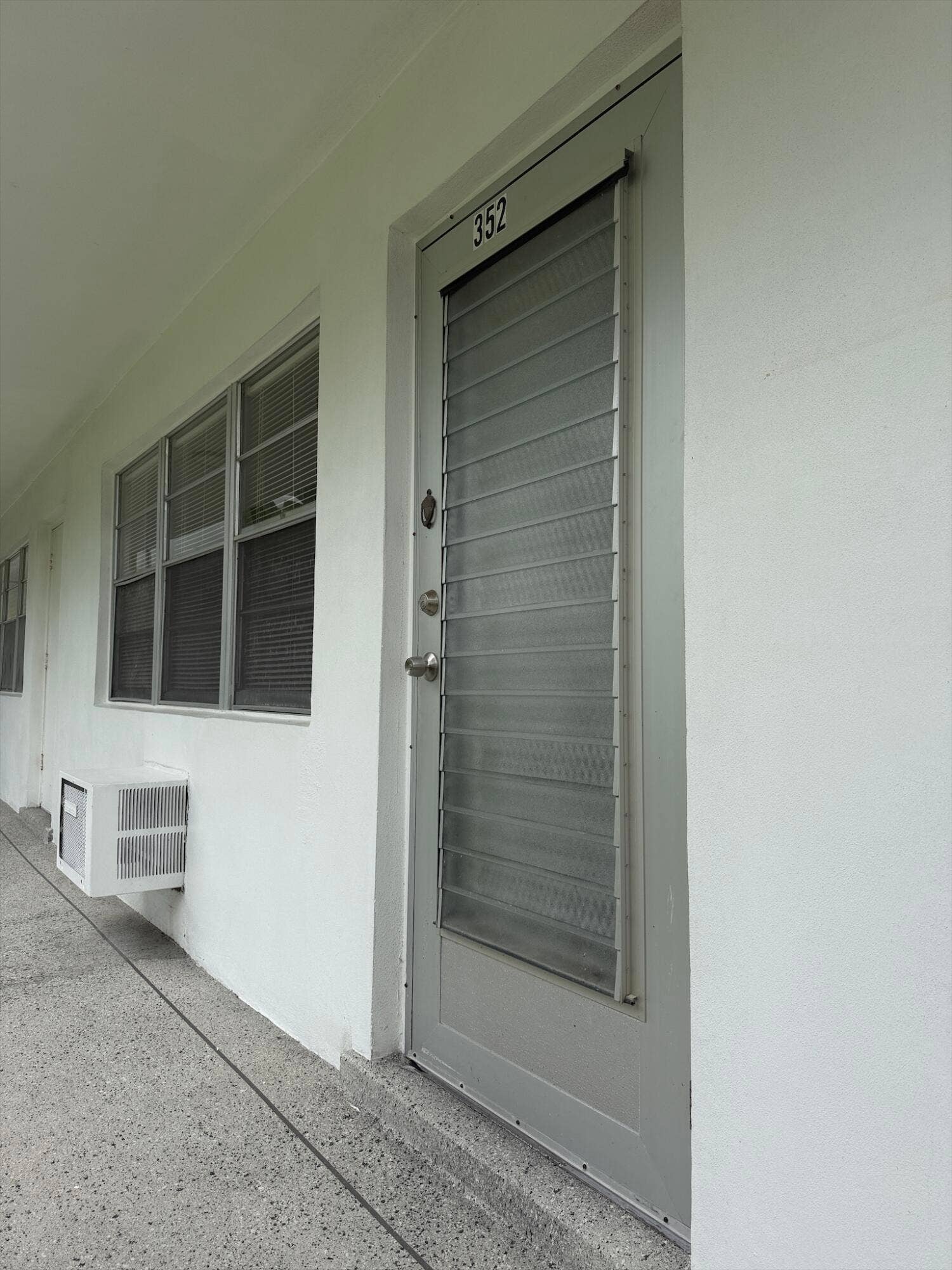 352 Sheffield O, West Palm Beach, West Palm Beach, FL 33417 IMG_1425