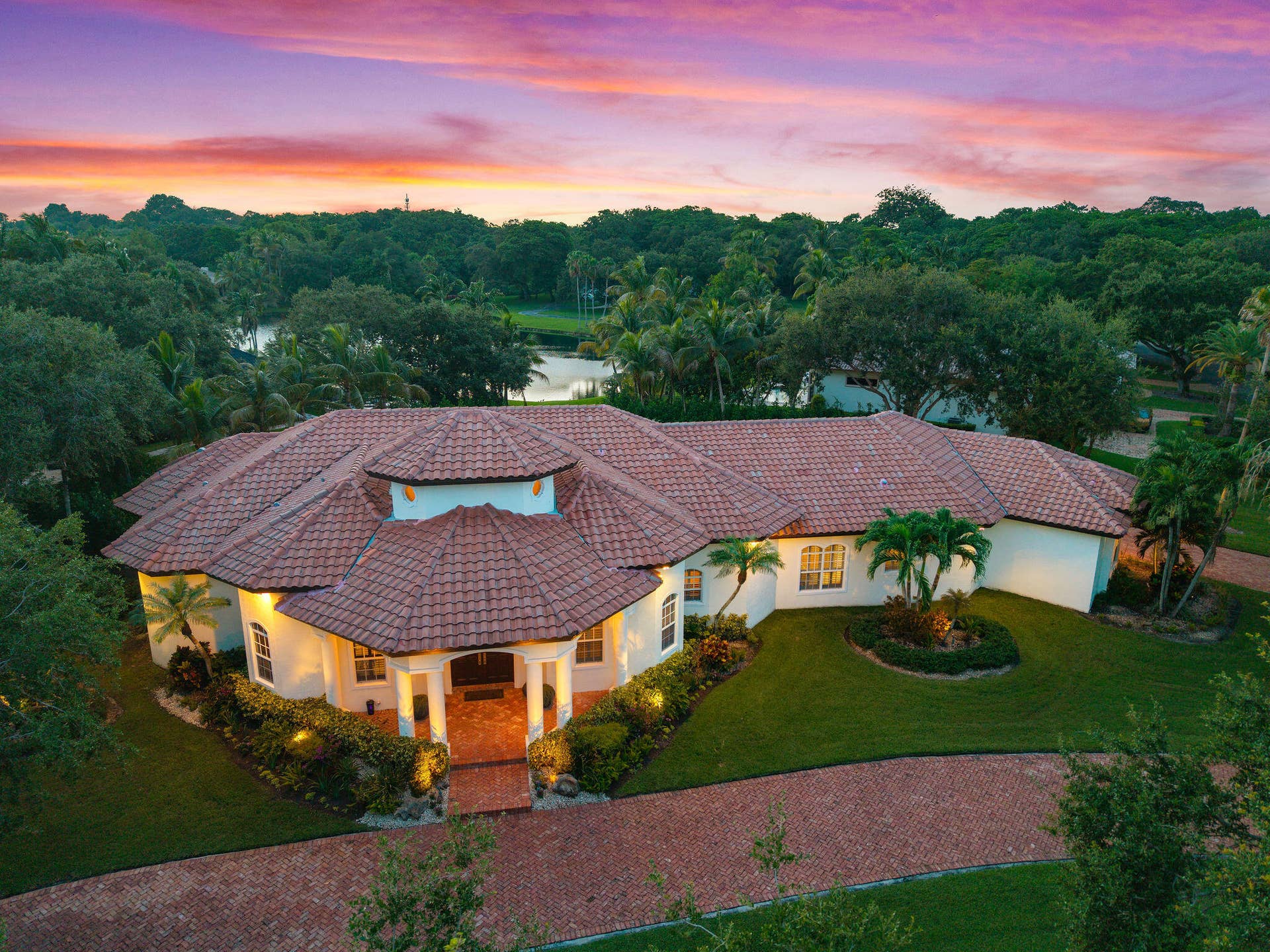 4051 E Ridgeview Drive, Davie, FL 33330 AERIAL VIEW