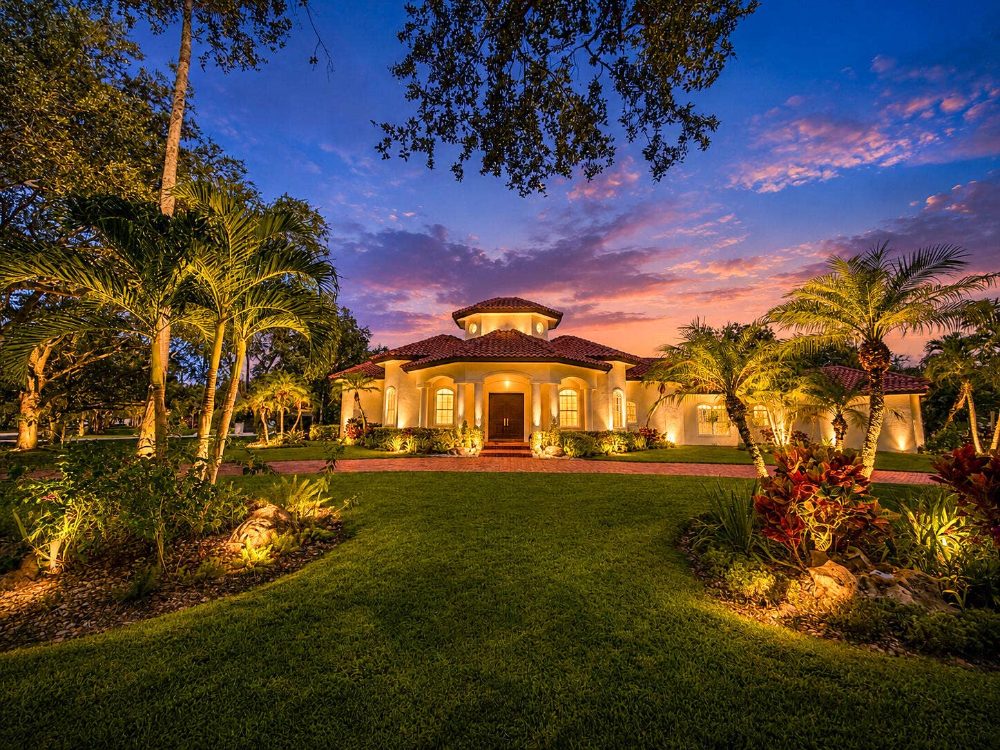 4051 E Ridgeview Drive, Davie, FL 33330 FRONT OF SUBJECT PROPERTY