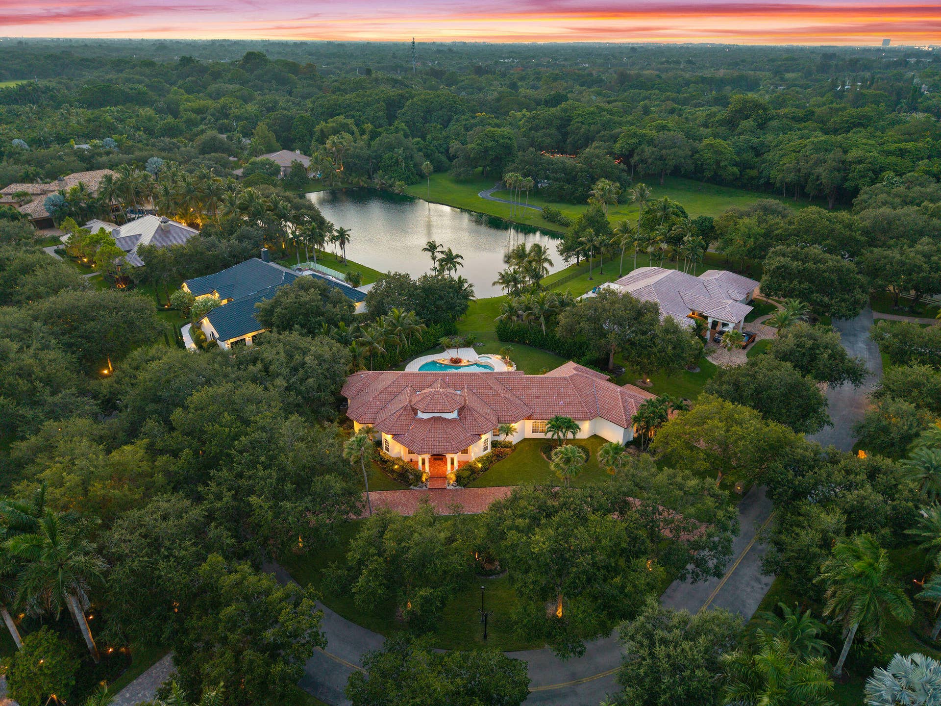 4051 E Ridgeview Drive, Davie, FL 33330 AERIAL VIEW