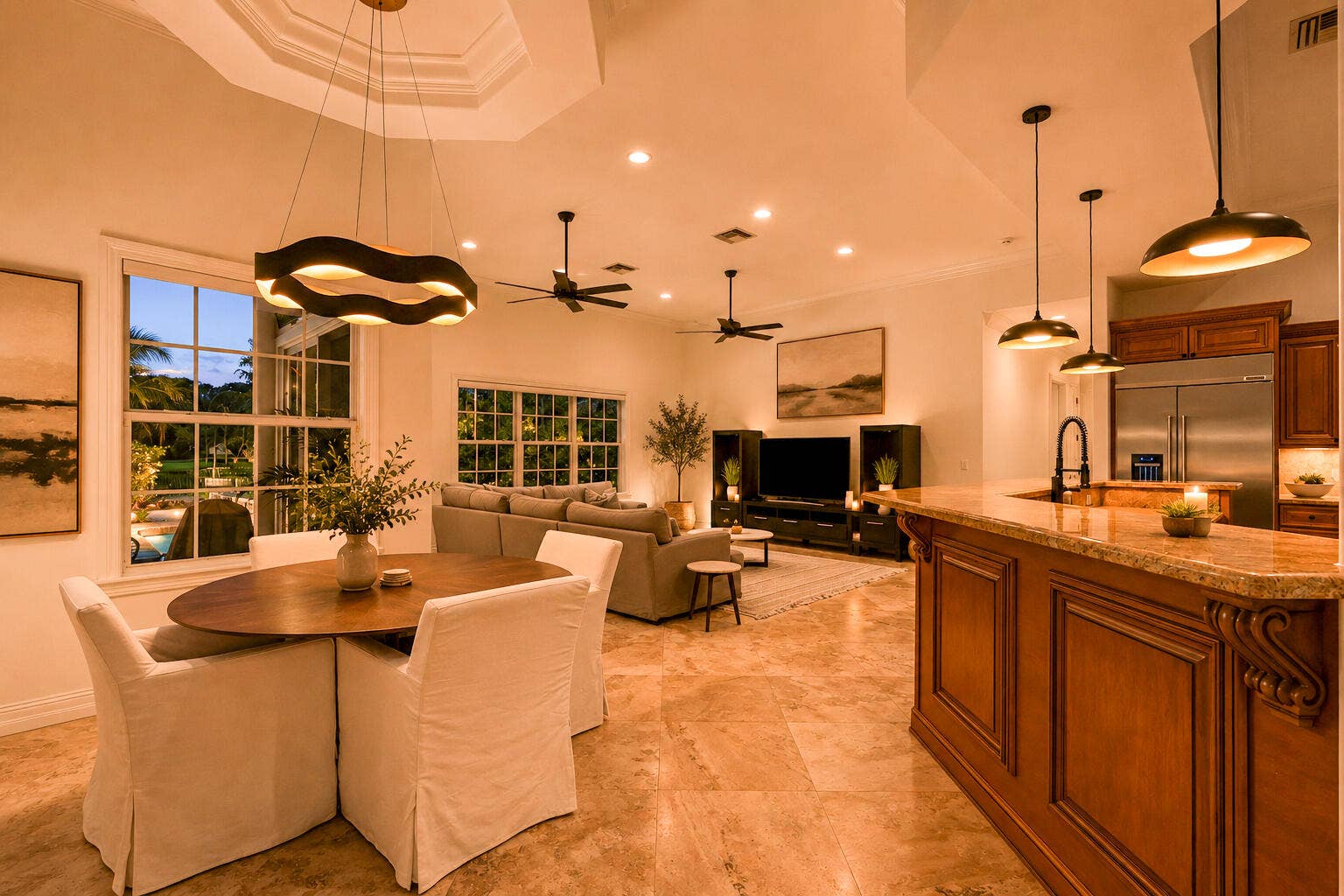 4051 E Ridgeview Drive, Davie, FL 33330 BREAKFAST AREA/KITCHEN