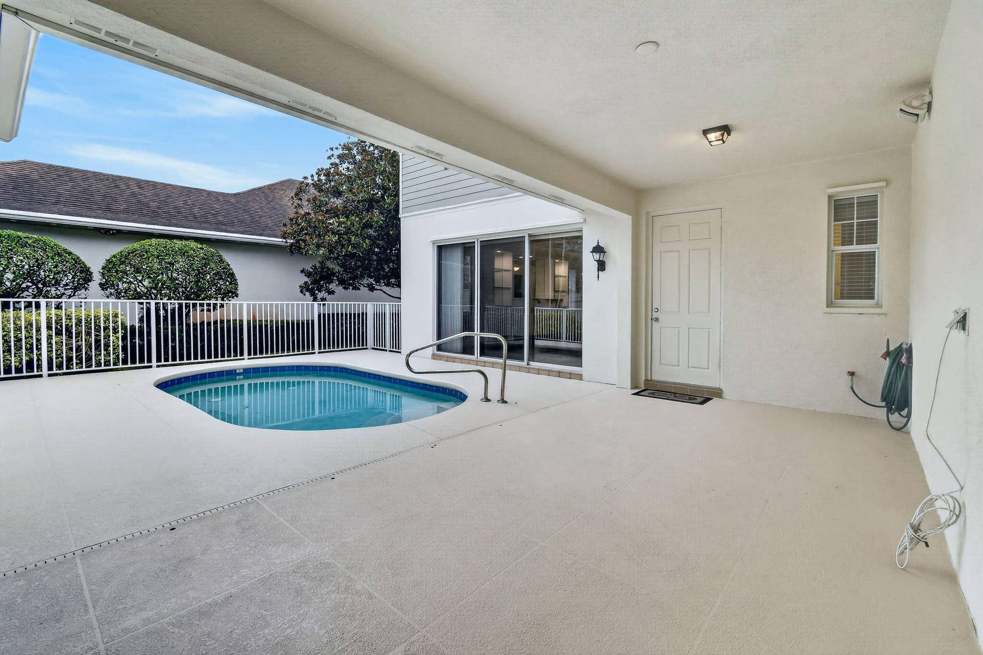 303 Caravelle Drive, Jupiter, FL 33458 303CaravelleDr(63)