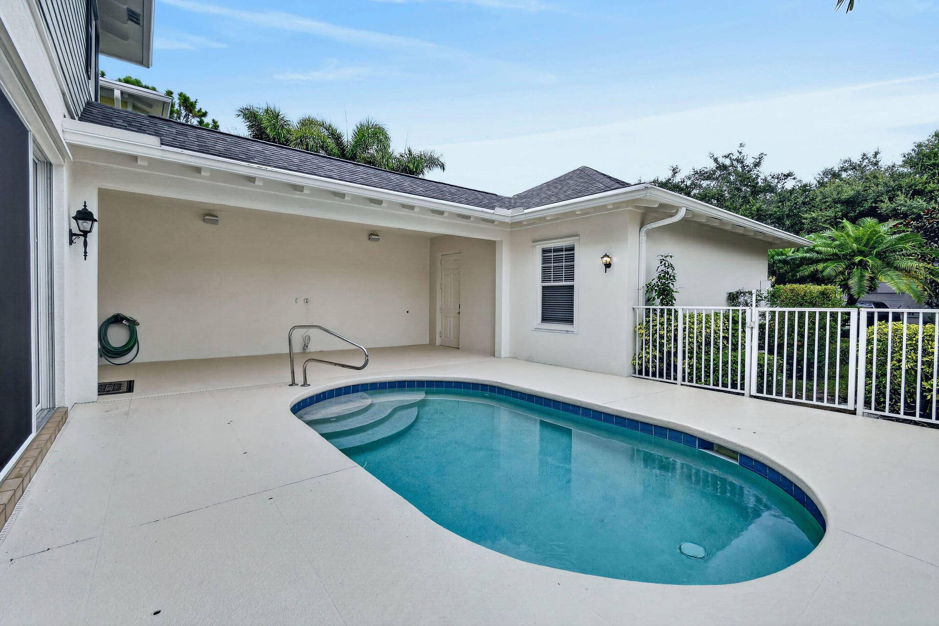 303 Caravelle Drive, Jupiter, FL 33458 303CaravelleDr(68)