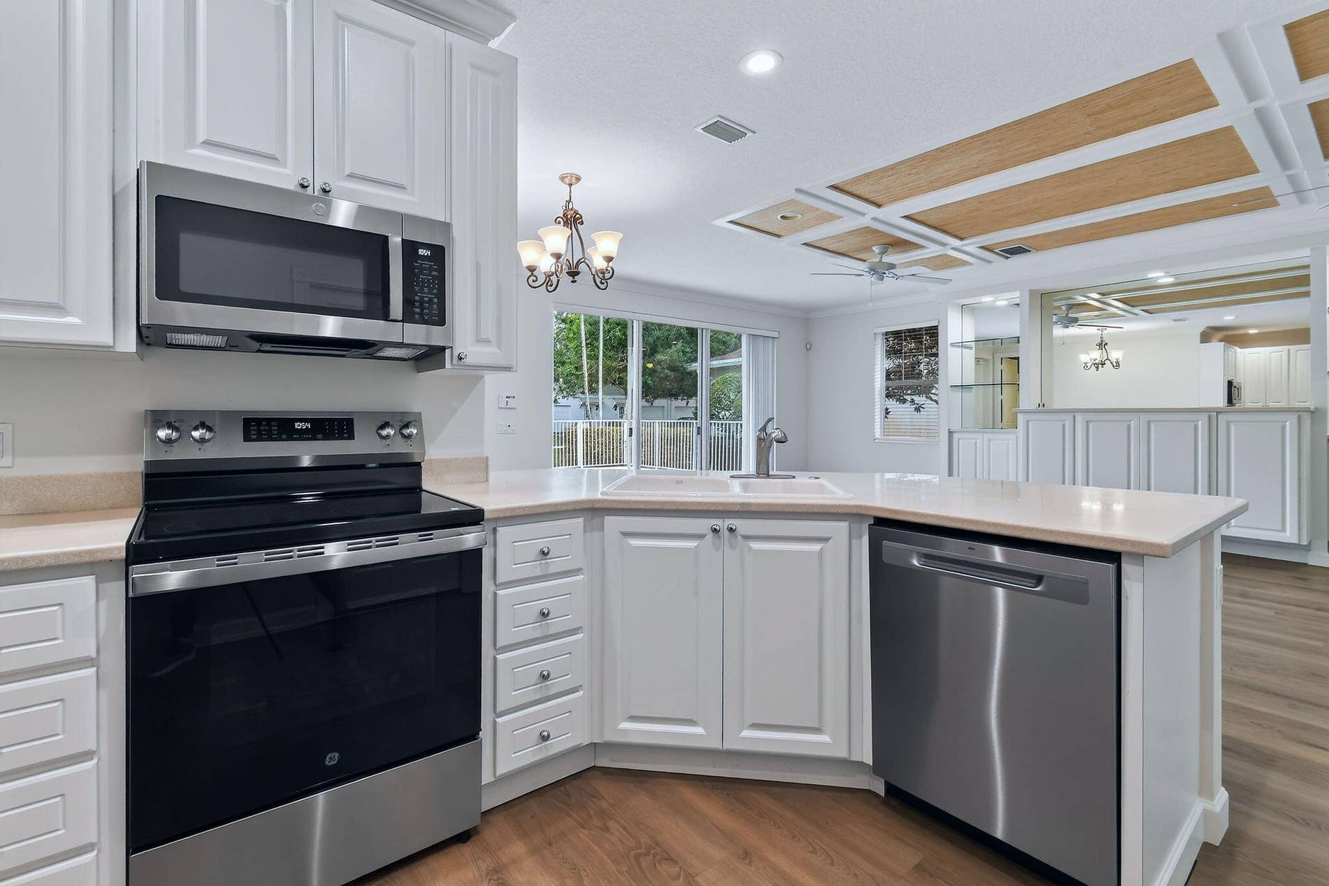 303 Caravelle Drive, Jupiter, FL 33458 303CaravelleDr(22)