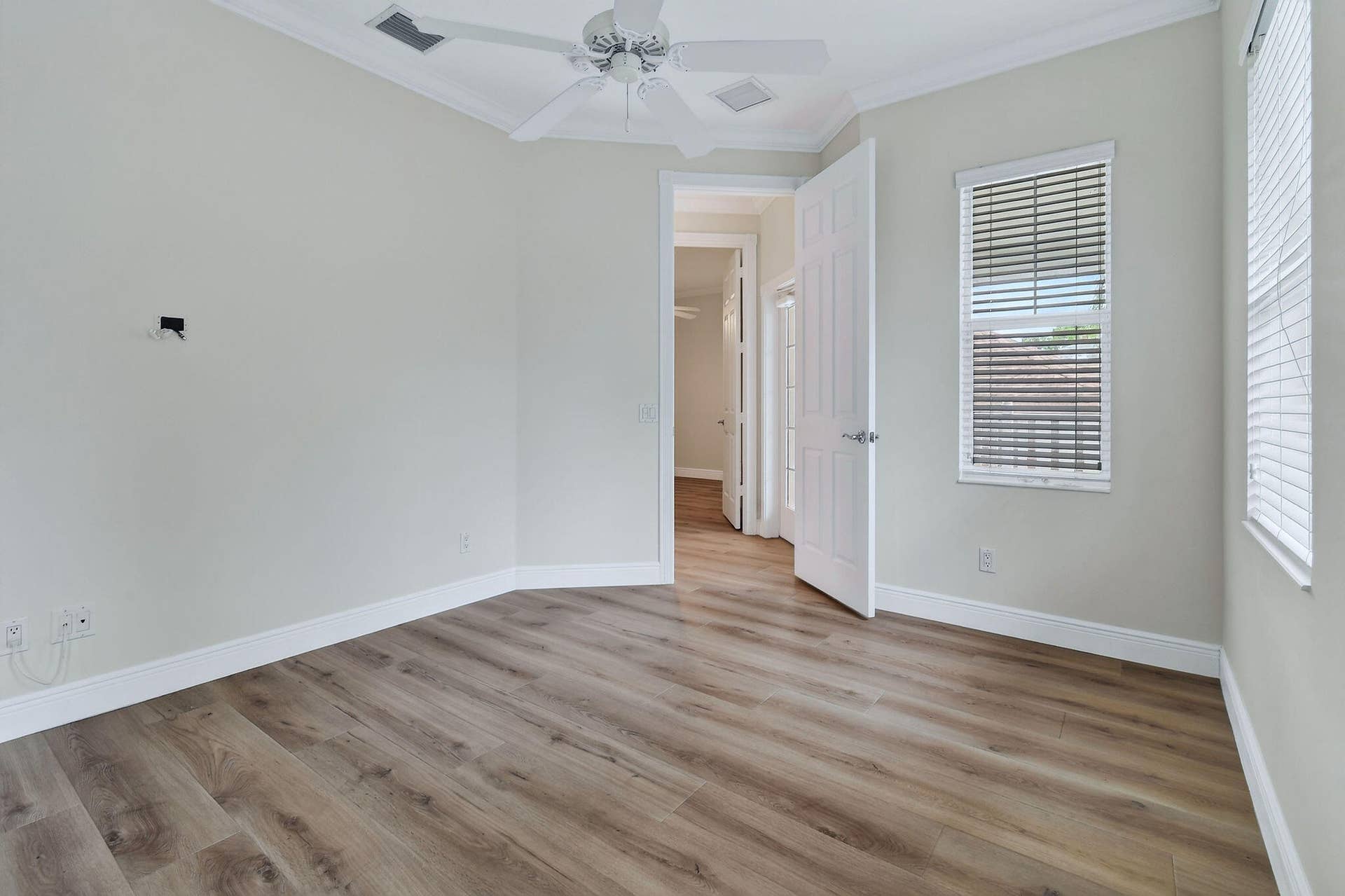 303 Caravelle Drive, Jupiter, FL 33458 303CaravelleDr(55)