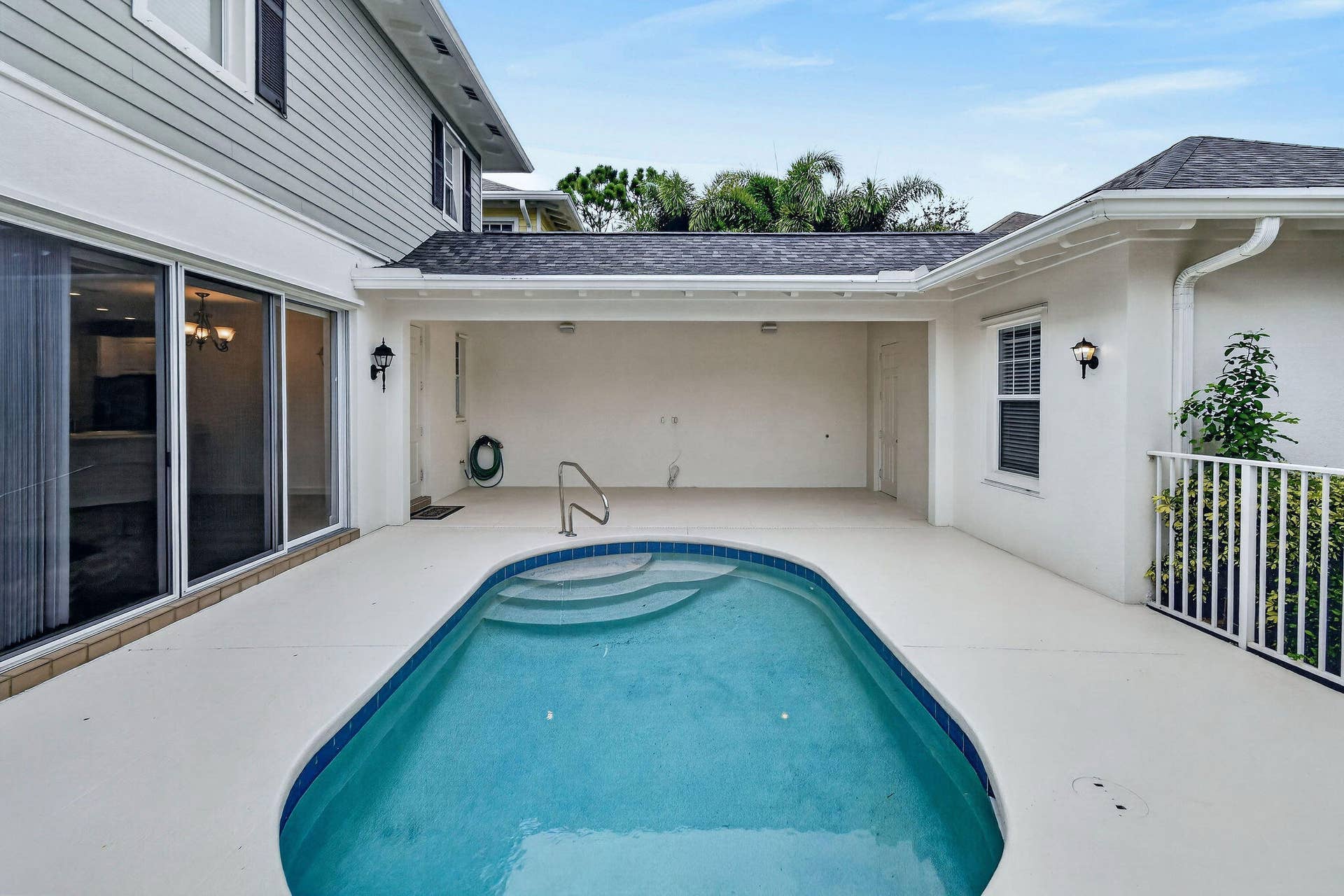 303 Caravelle Drive, Jupiter, FL 33458 303CaravelleDr(69)
