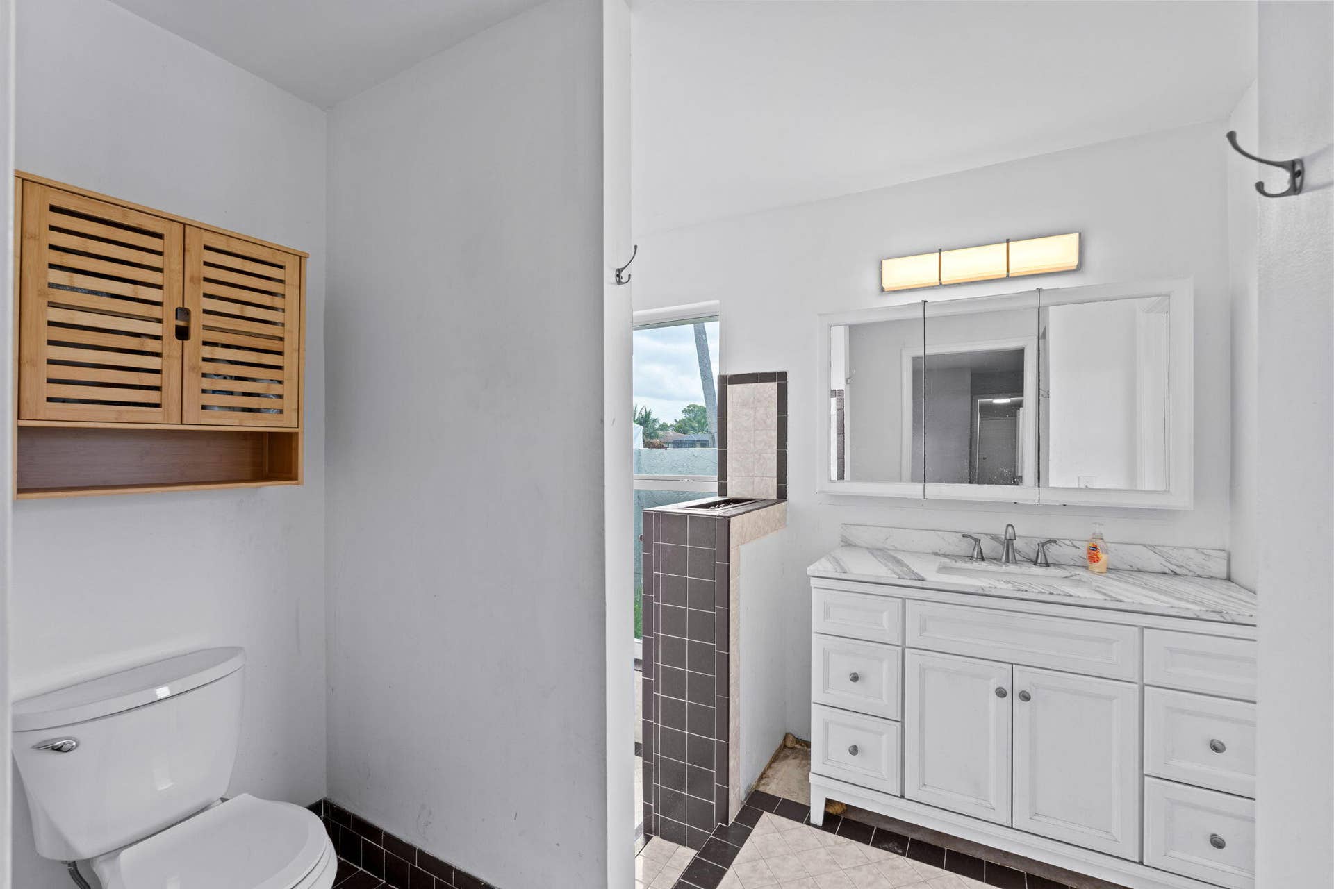 8560 NW 2nd Street, Coral Springs, FL 33071 31-web-or-mls-A7404188
