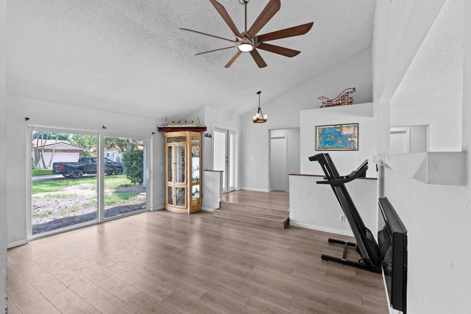 8560 NW 2nd Street, Coral Springs, FL 33071 7-web-or-mls-A7404115