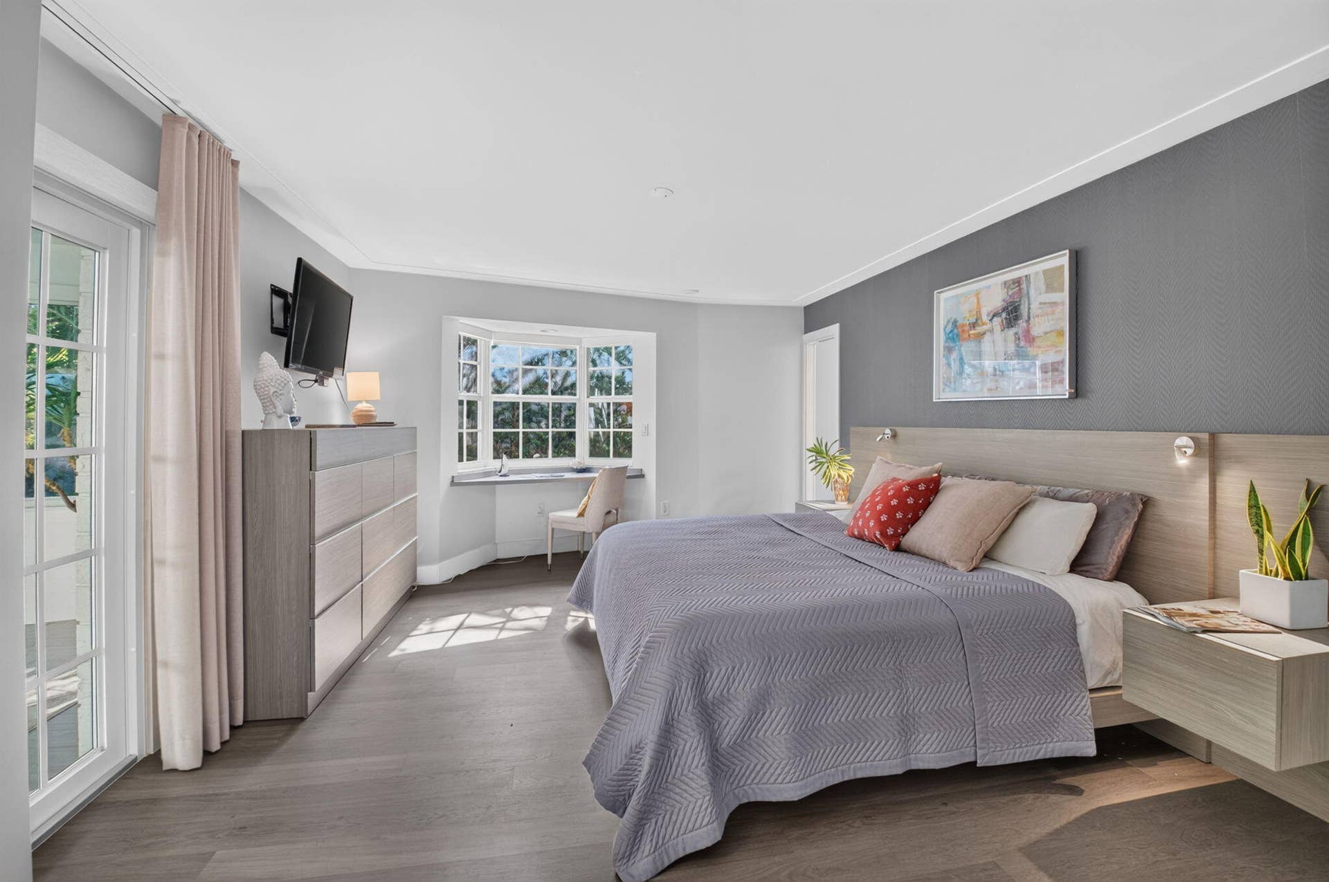 PRIMARY ENSUITE BEDROOM