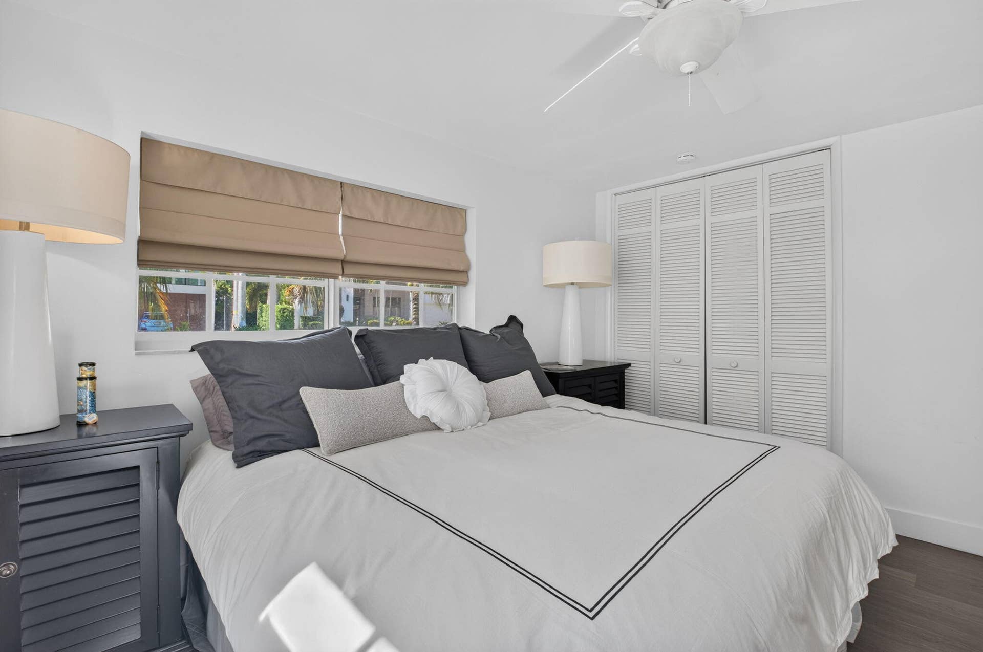 KING SIZED GUEST ROOM