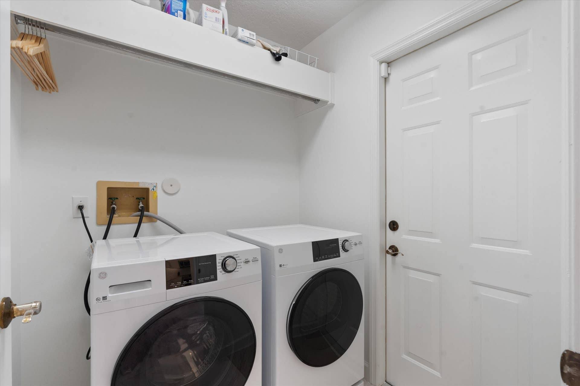 8170 Bob-O-Link Drive, West Palm Beach, FL 33412 laundry room