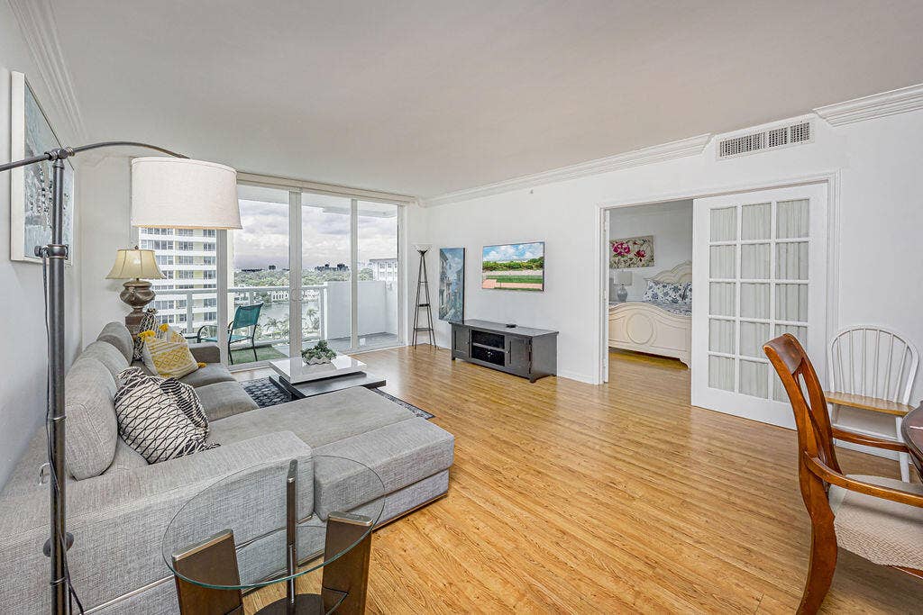 5601 Collins Avenue, #816, Miami Beach, FL 33140 0005_2820