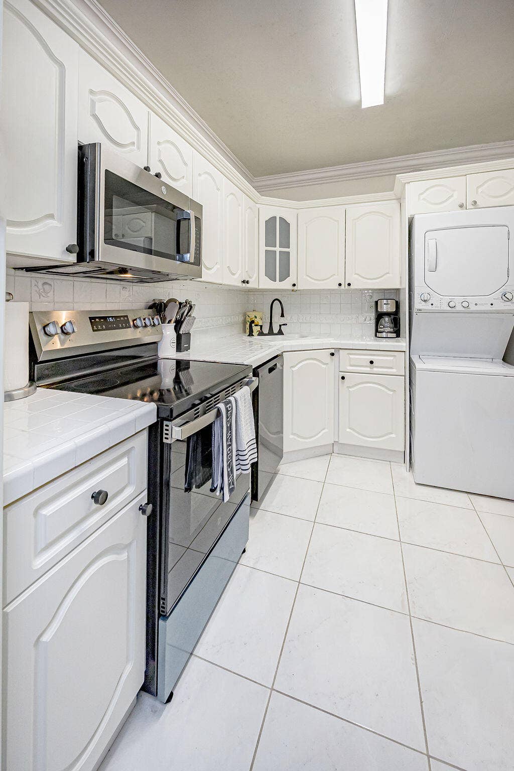 5601 Collins Avenue, #816, Miami Beach, FL 33140 0010_2788