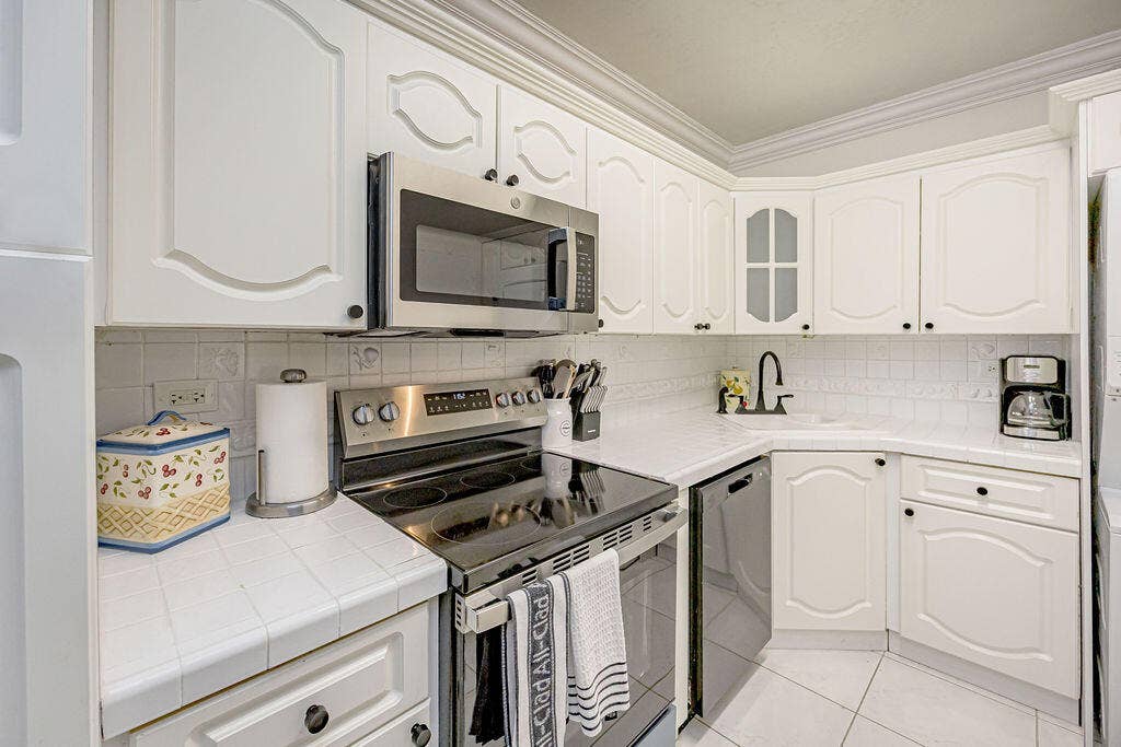 5601 Collins Avenue, #816, Miami Beach, FL 33140 0015_2799