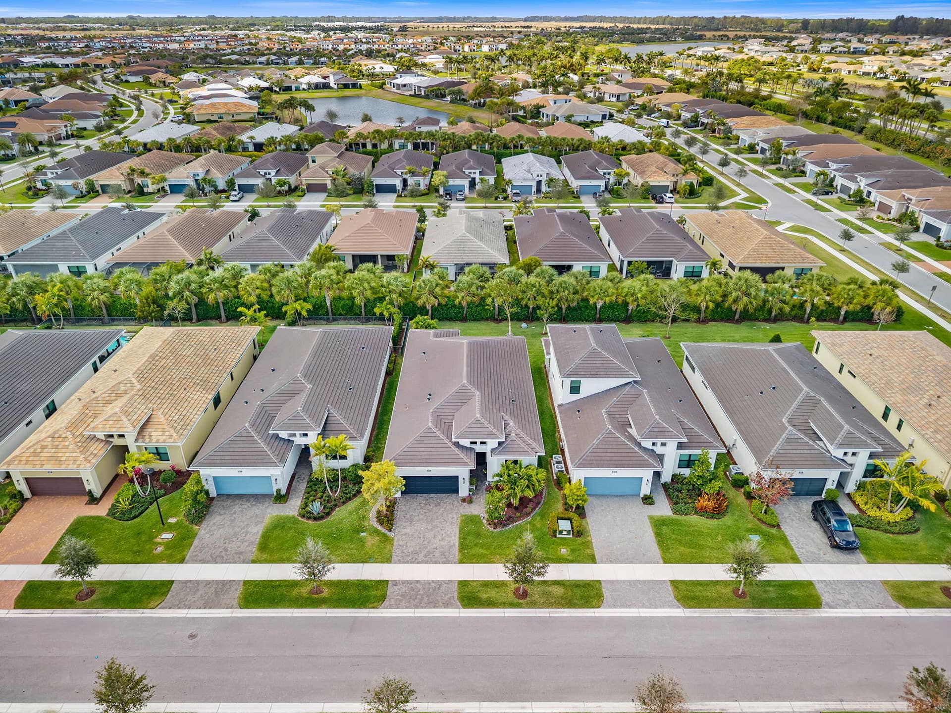 5583 Captiva Lane, Westlake, FL 33470 41-web-or-mls-DJI_20260306015825_0028_D