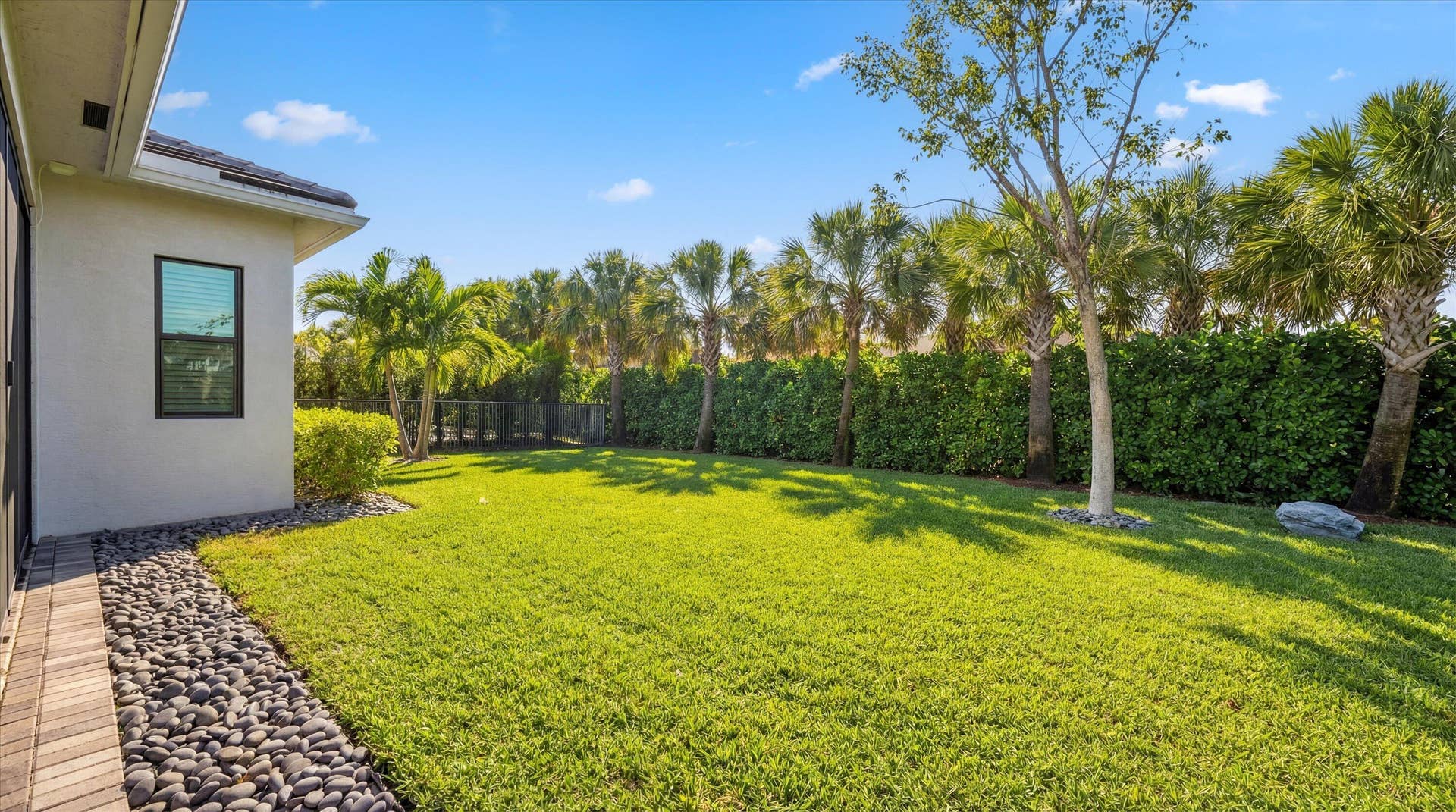 5583 Captiva Lane, Westlake, FL 33470 45-5583 Captiva Ln