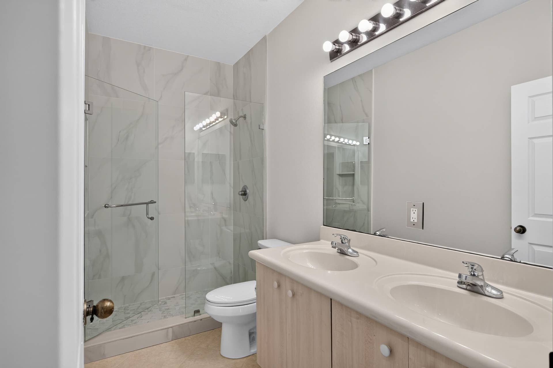 1169 Peregrine Way, Weston, FL 33327 1169-57