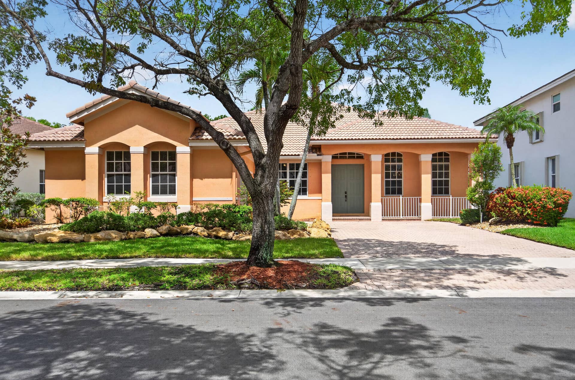 1169 Peregrine Way, Weston, FL 33327 1169-9
