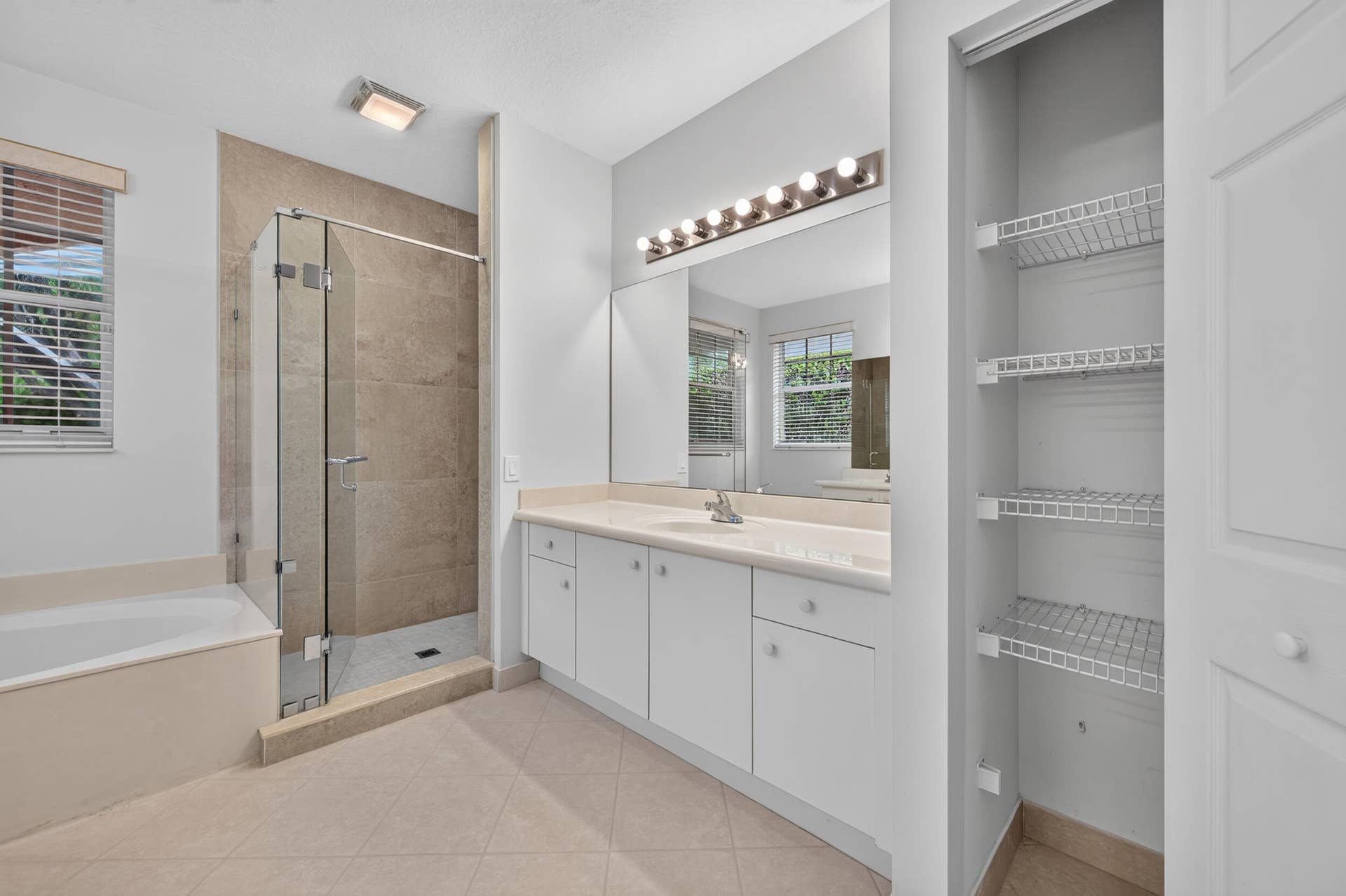 1169 Peregrine Way, Weston, FL 33327 1169-53