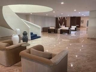 1370 S OCEAN Boulevard, #305, Pompano Beach, FL 33062 Lobby