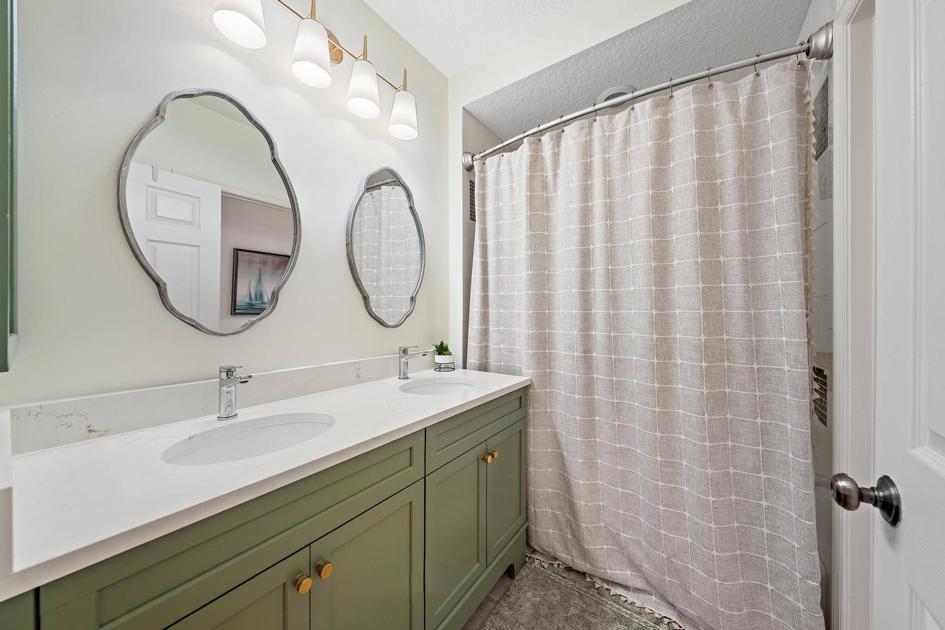 6768 Cypress Cove Circle, Jupiter, FL 33458 Bathroom 1