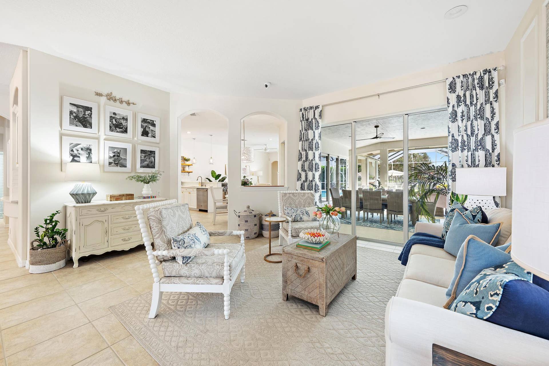 6768 Cypress Cove Circle, Jupiter, FL 33458 Living Room