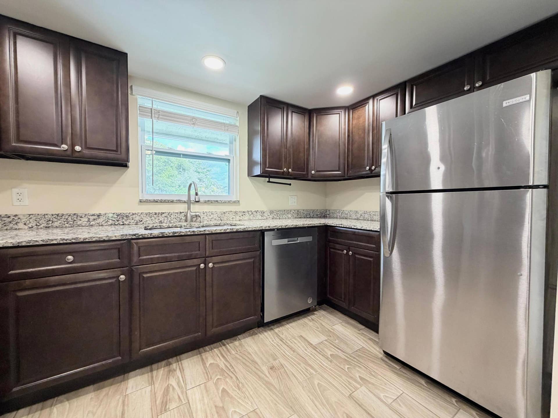 3794 SE County Line Road, #102, Jupiter, FL 33469 WhatsApp Image 2026-08-03 at 10.58.36
