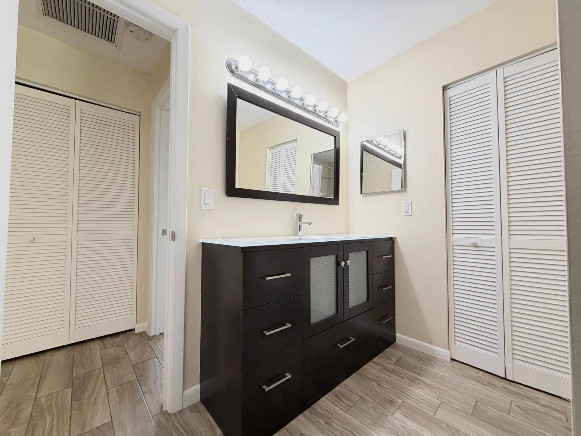 3794 SE County Line Road, #102, Jupiter, FL 33469 WhatsApp Image 2026-08-03 at 10.58.41