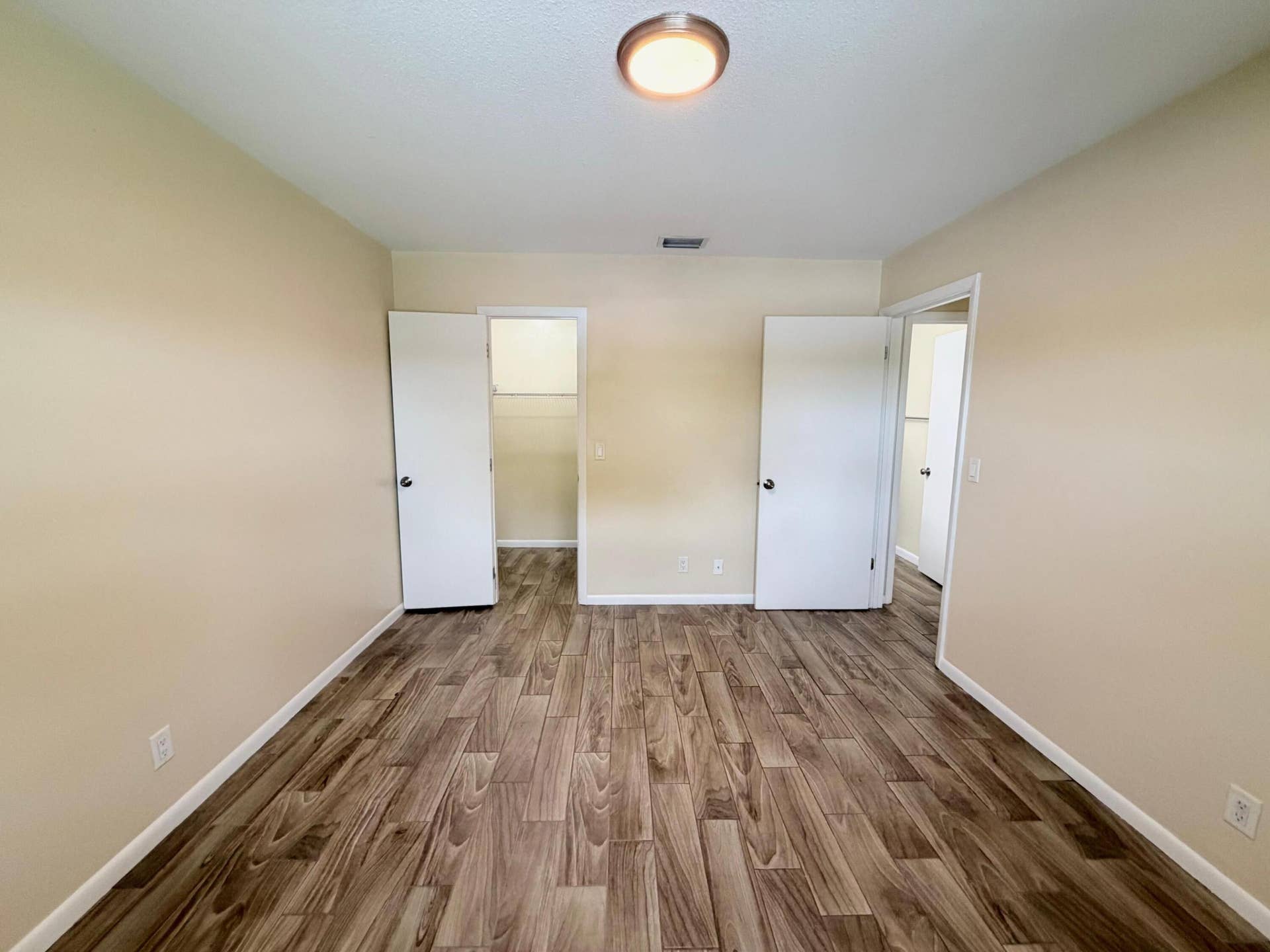 3794 SE County Line Road, #102, Jupiter, FL 33469 WhatsApp Image 2026-08-03 at 10.58.41 (4